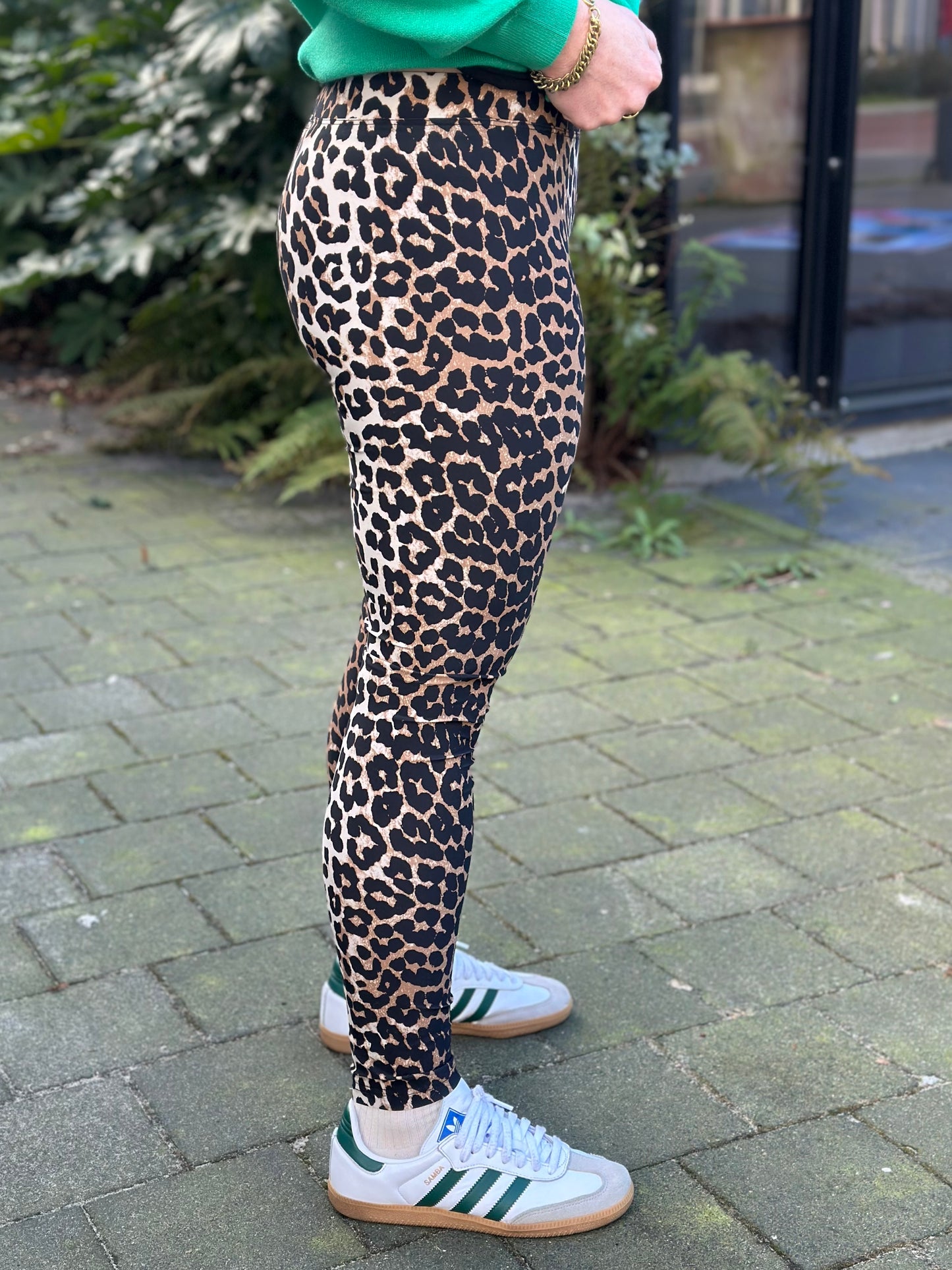 travel legging leopard