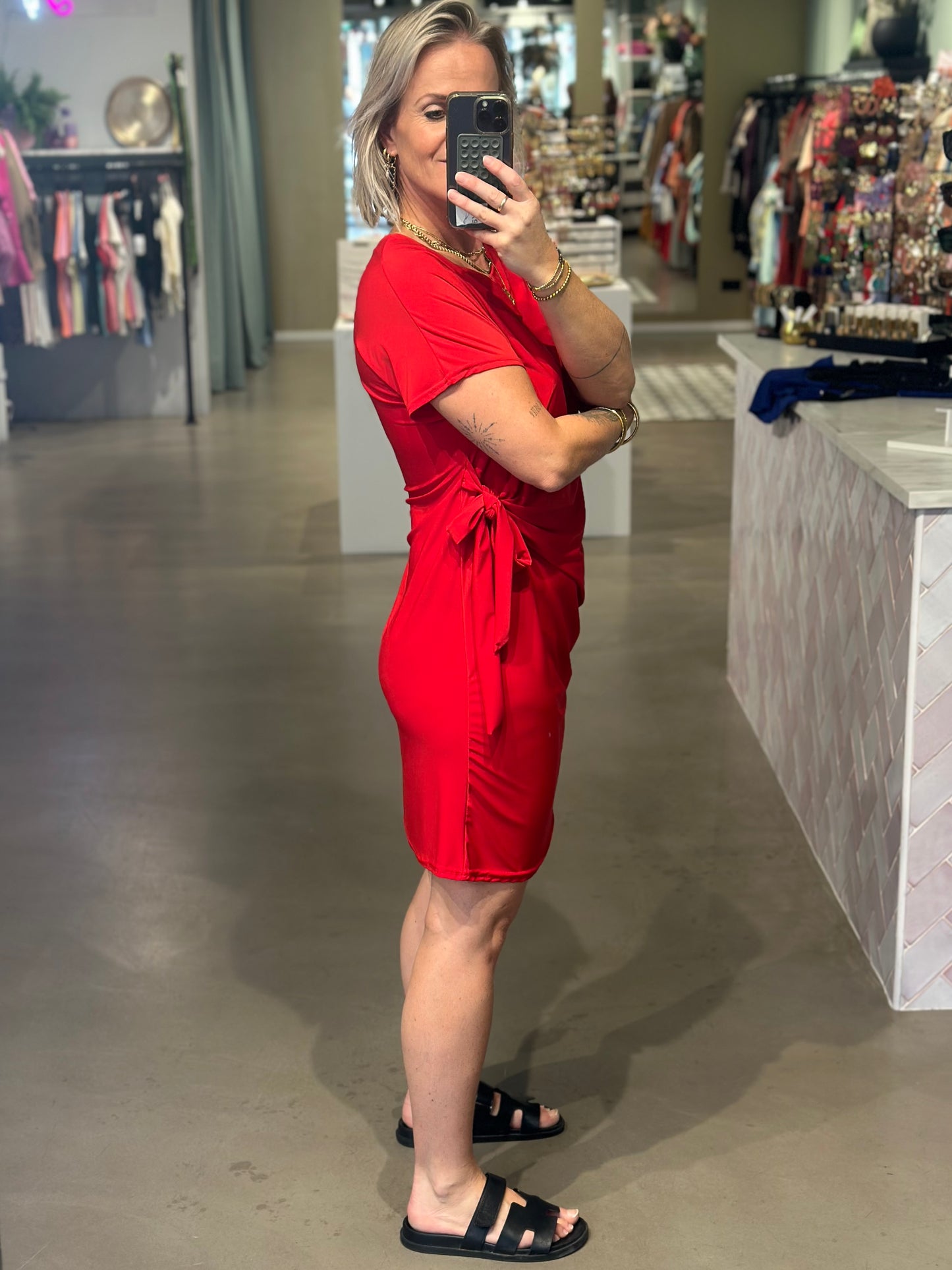 knot dress rood
