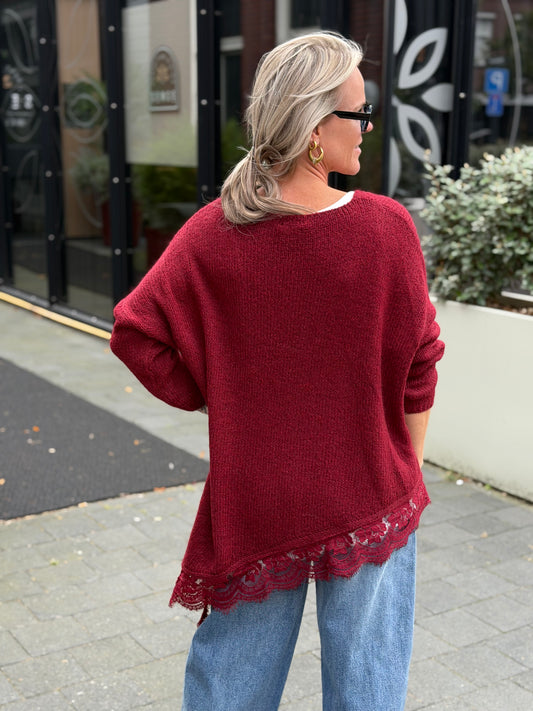 Asymmetrisch trui met kant bordeaux