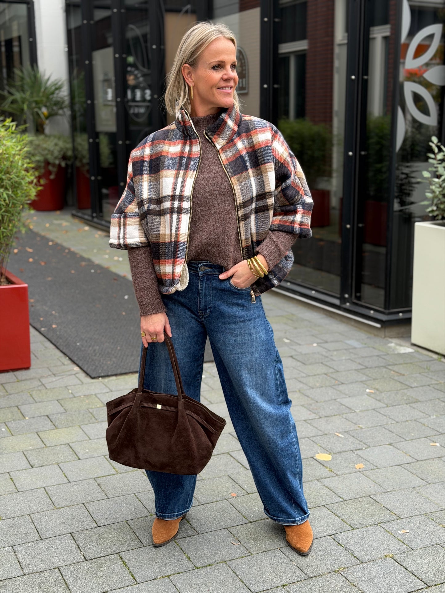 Bruin melee trui Mya