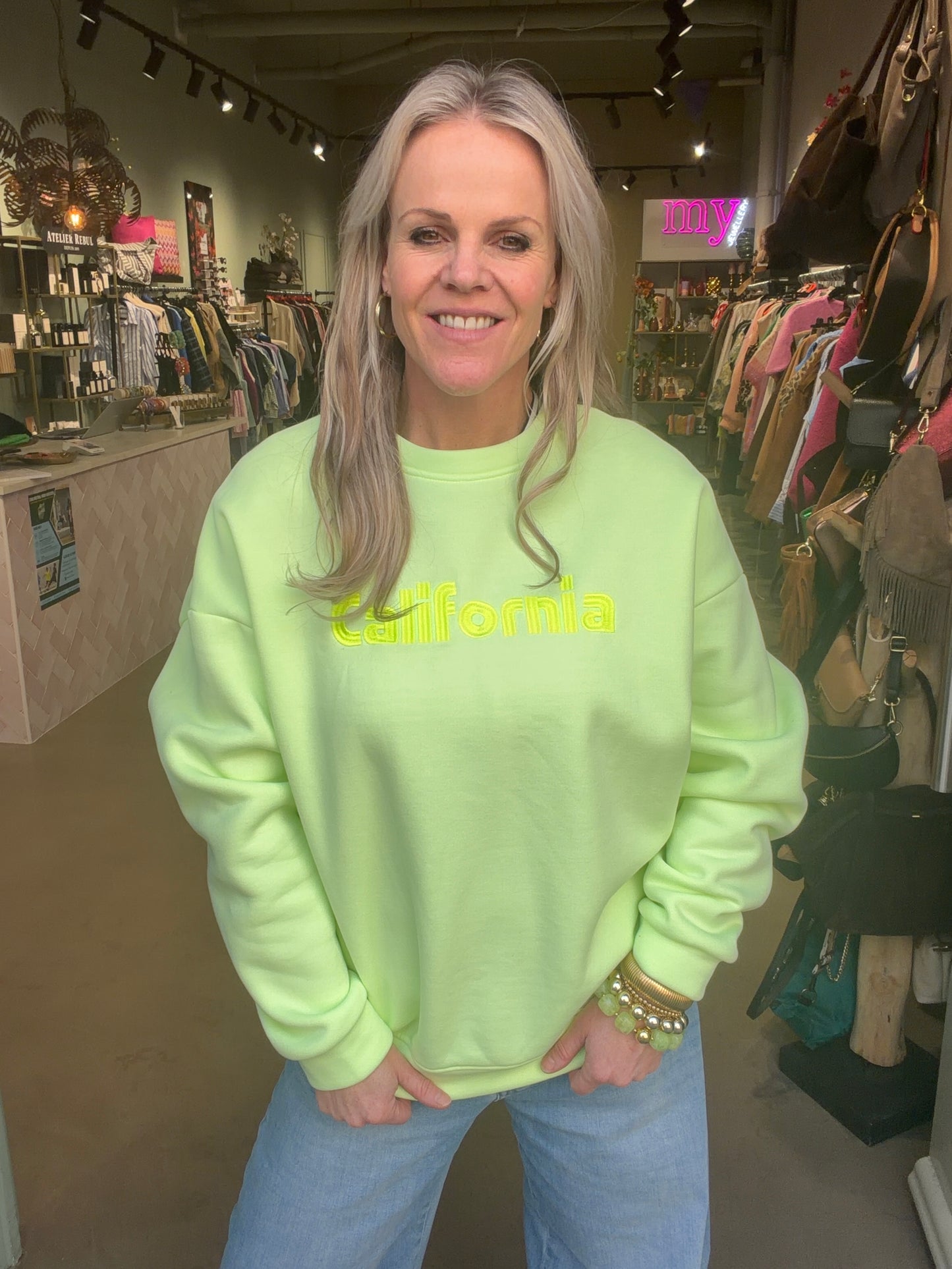 California sweater neon lime