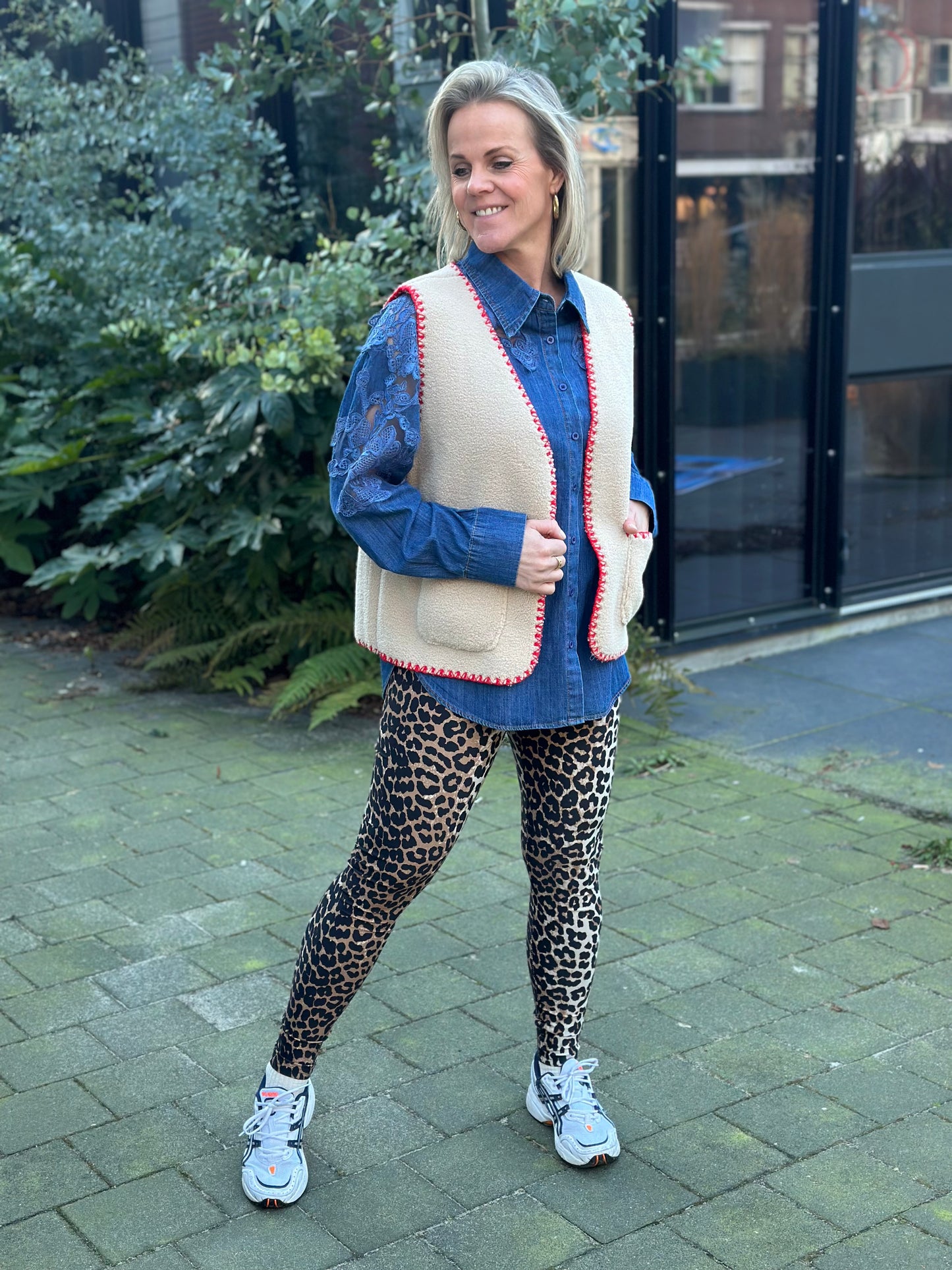 travel legging leopard