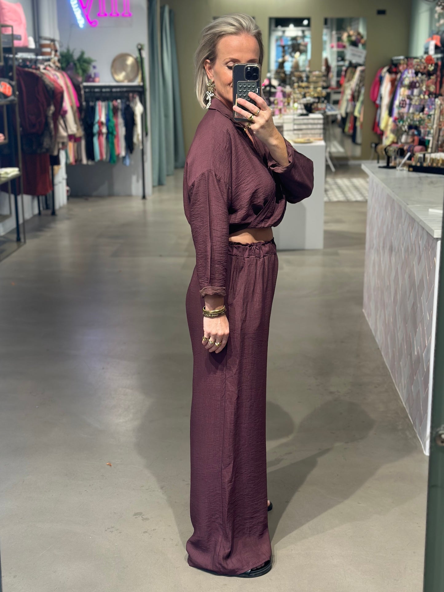 Tweedelige set broek en top aubergine