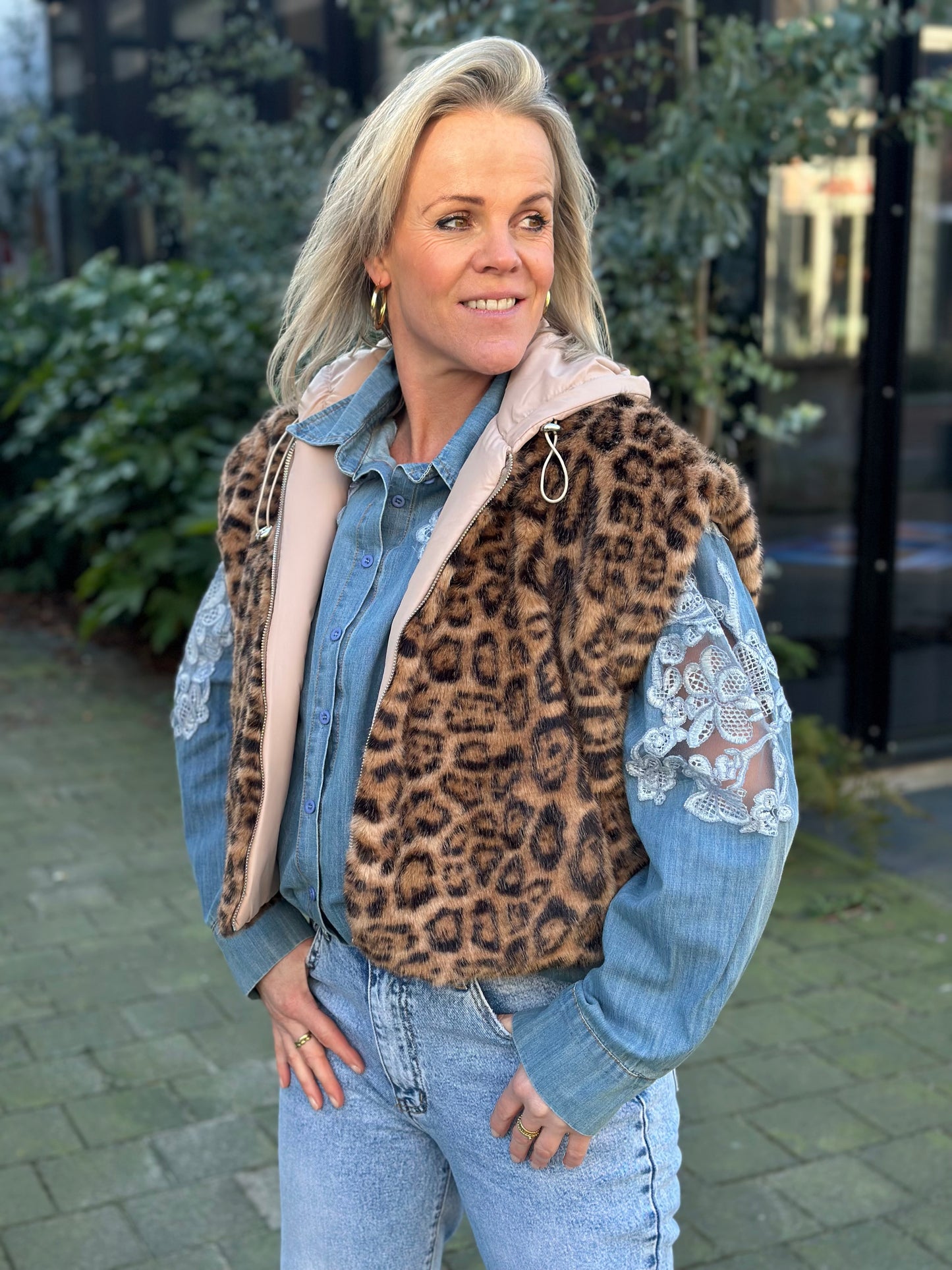 Furry Leopard bodywarmer dubbelzijdig