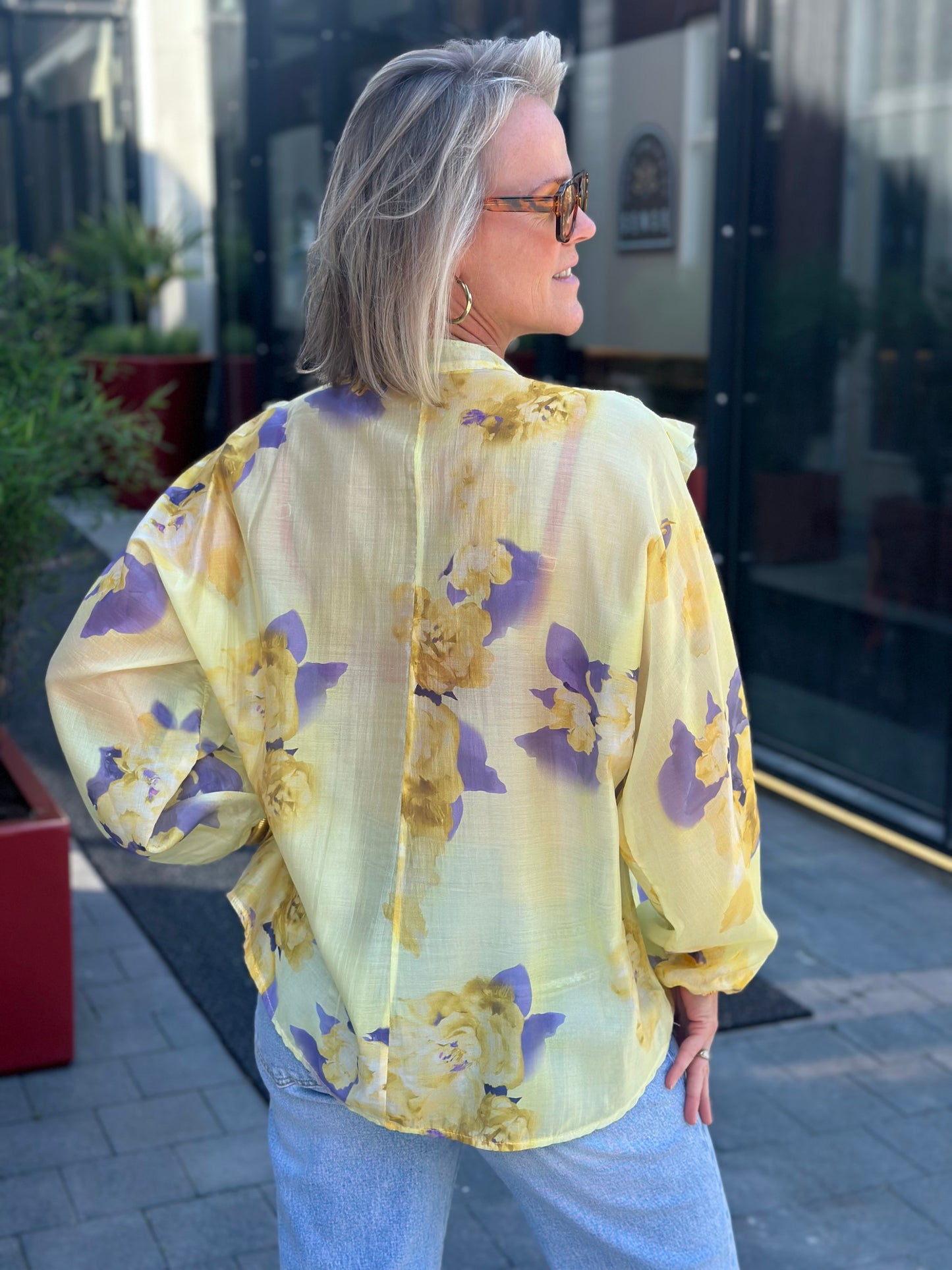 Volant blouse yellow