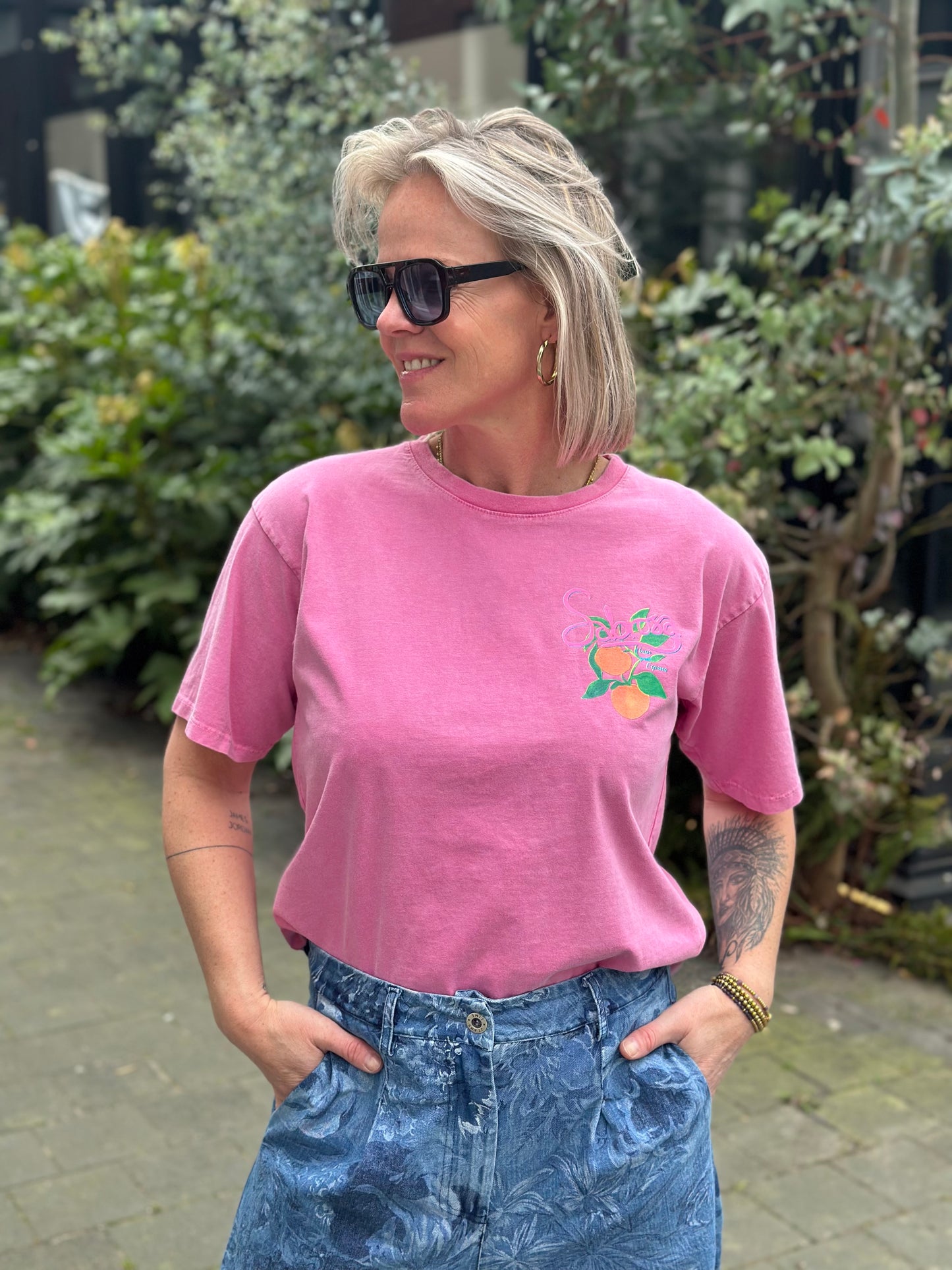 T-shirt Sabrosa donker roze