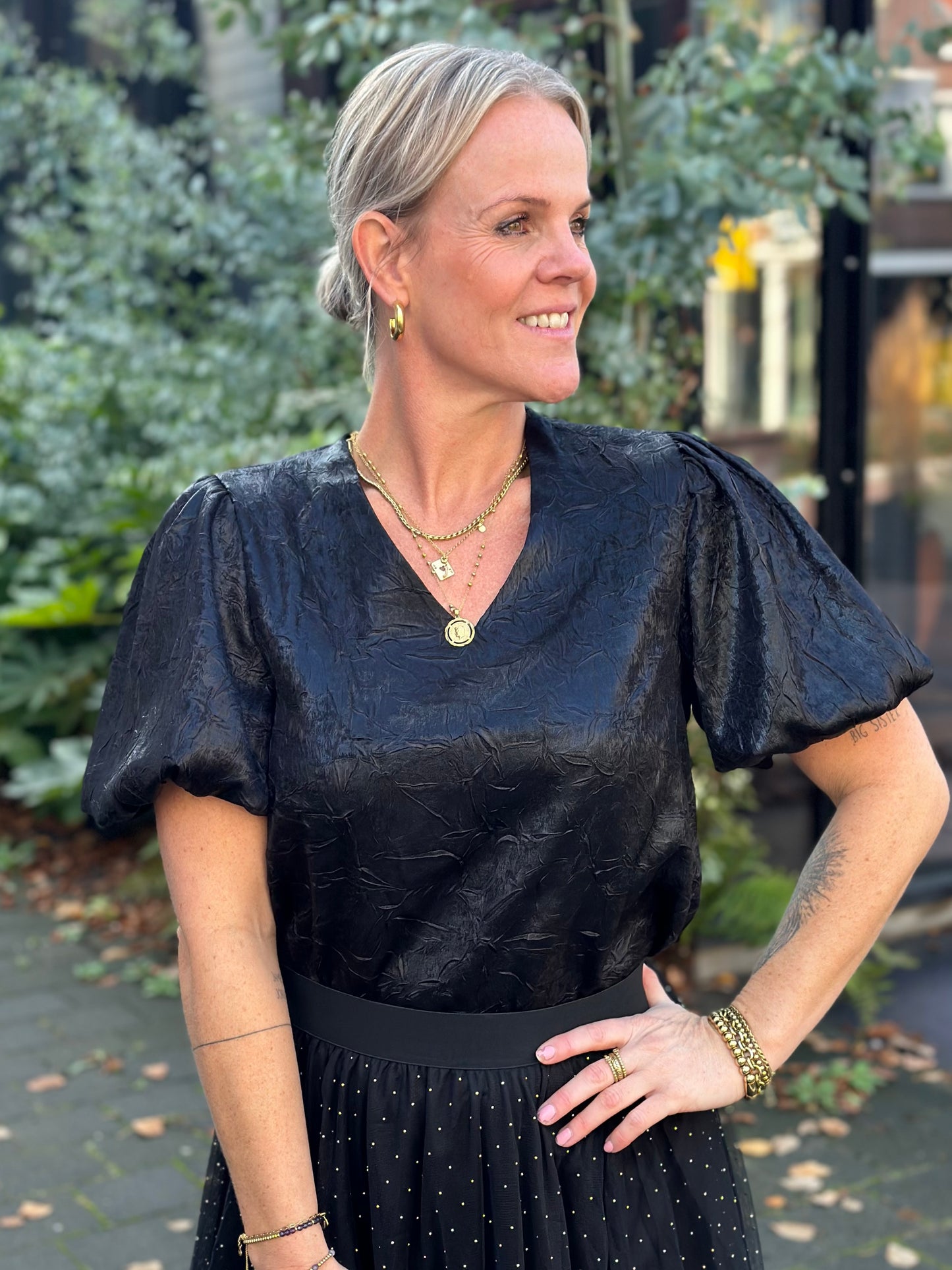 Metallic top zwart