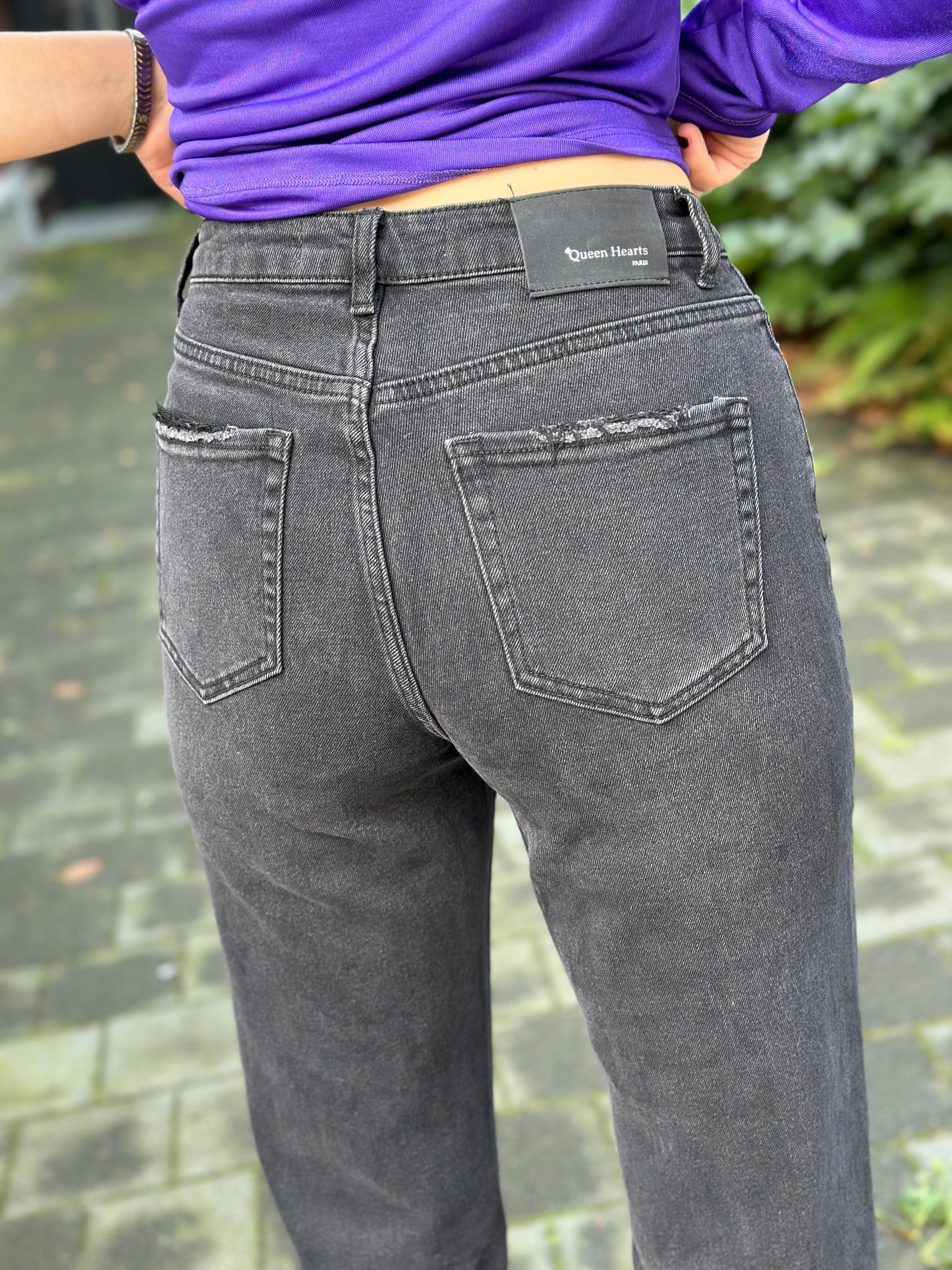 Mom fit jeans black Queen Hearts