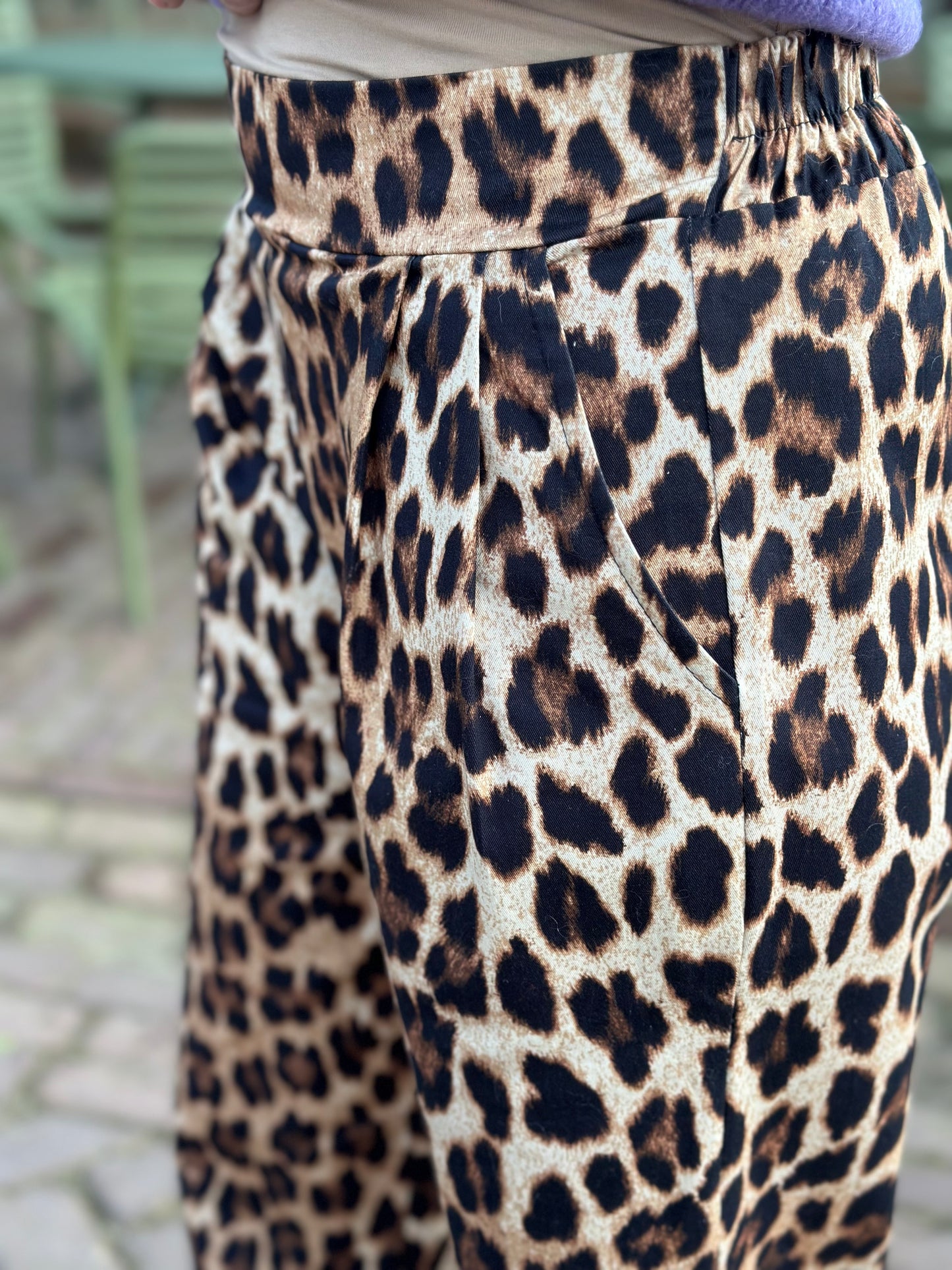 Cotton leopard broek