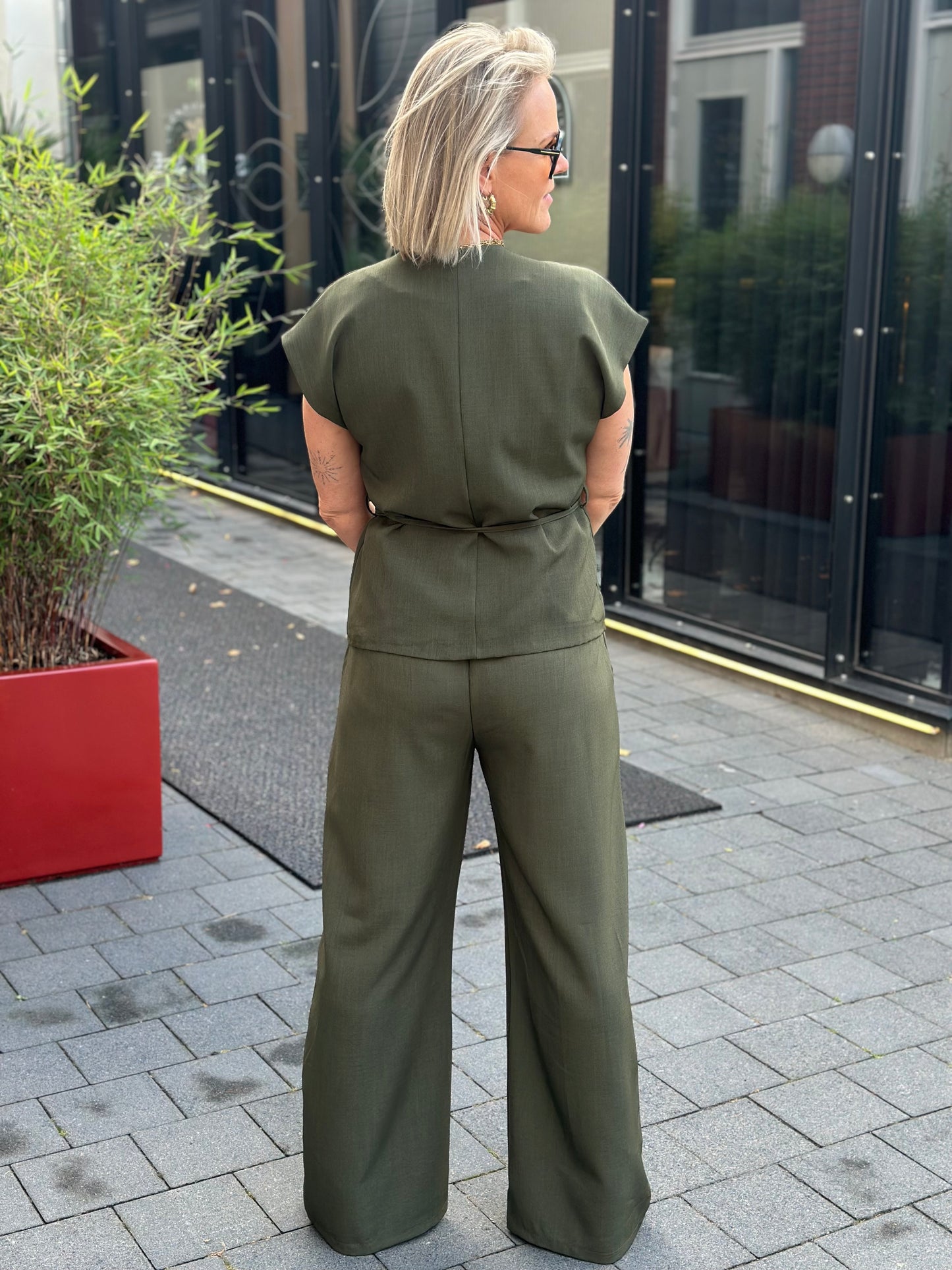 Tweedelige set broek en gilet khaki