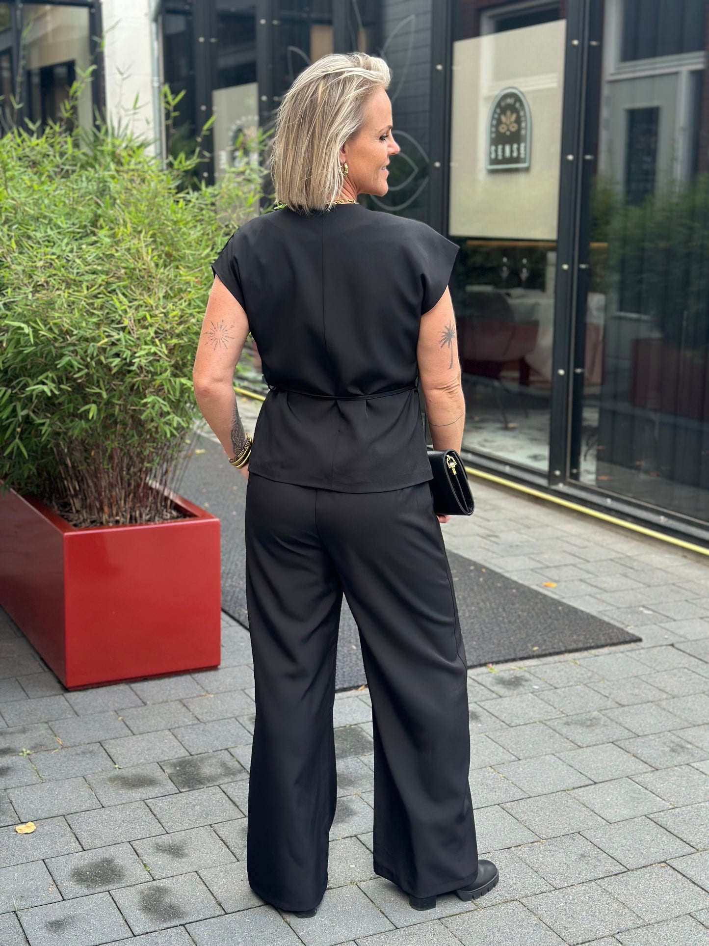 Tweedelige set broek en gilet zwart
