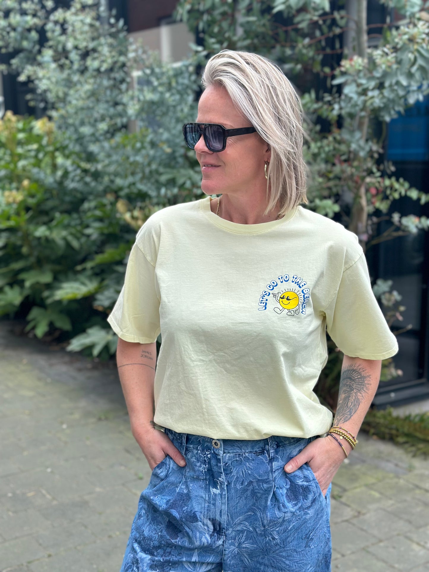 T-shirt Smiley licht geel