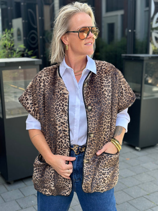 Furry oversized bodywarmer Leopard
