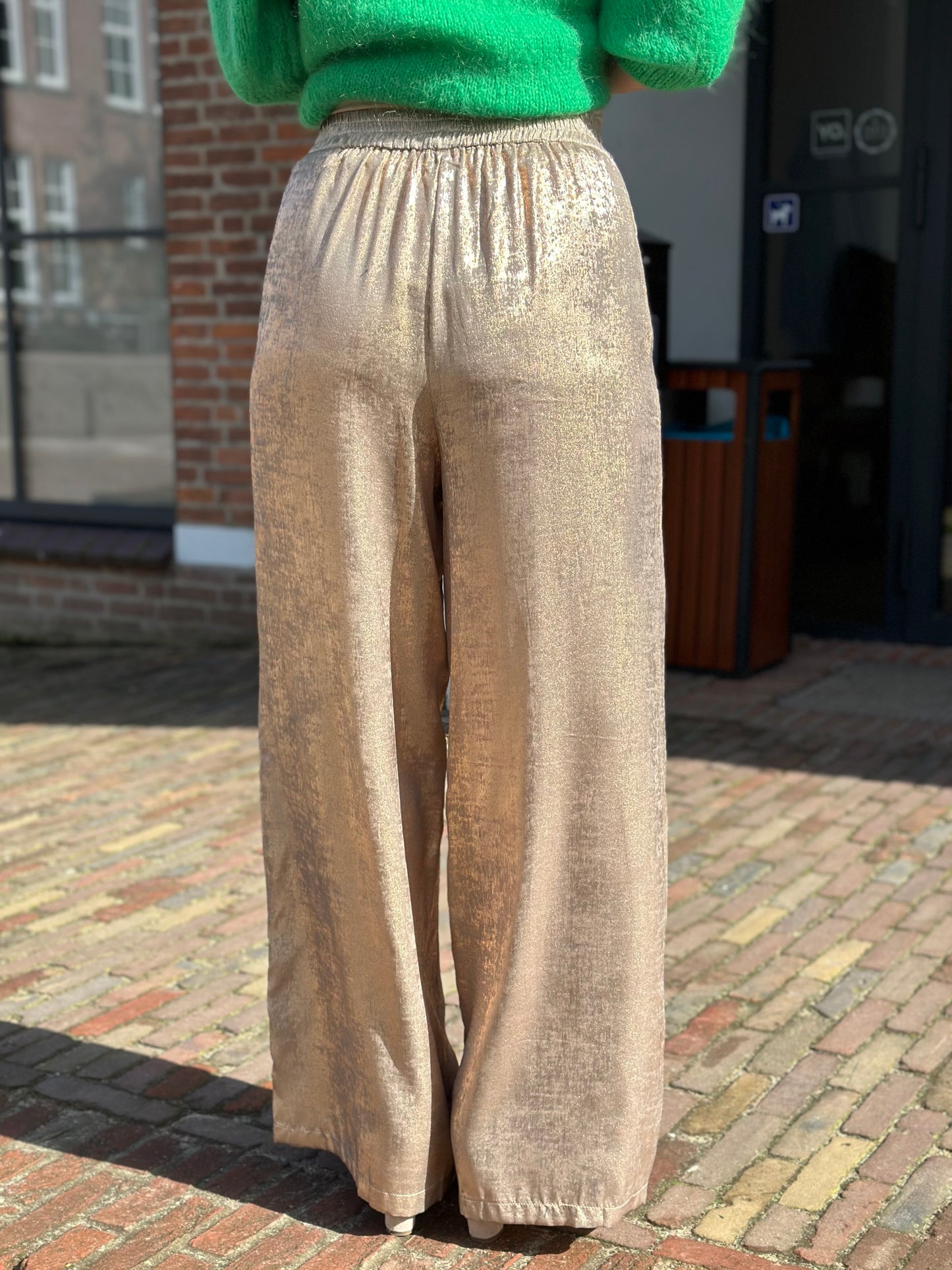 Gouden pantalon