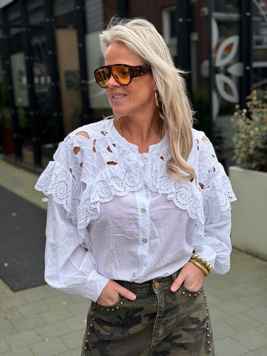 Broderie blouse wit