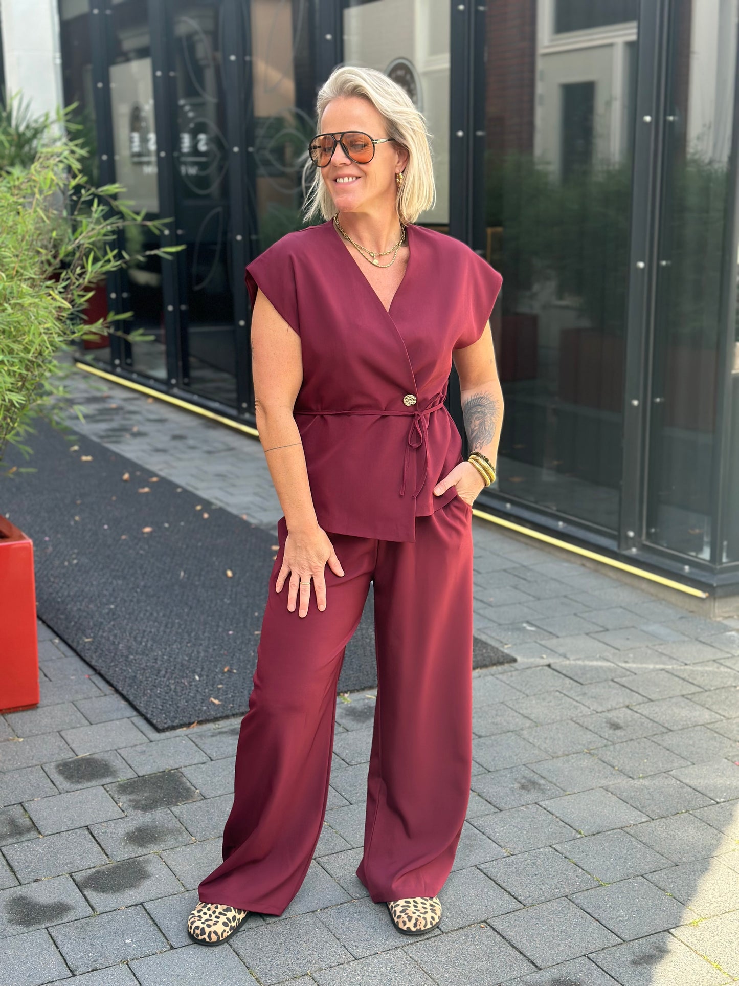 Tweedelige set broek en gilet Bordeaux