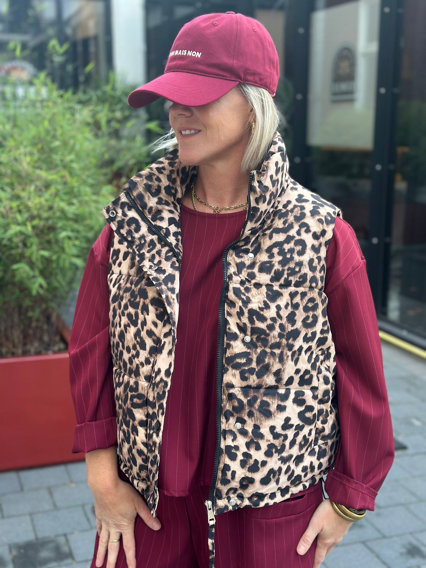 Leopard bodywarmer