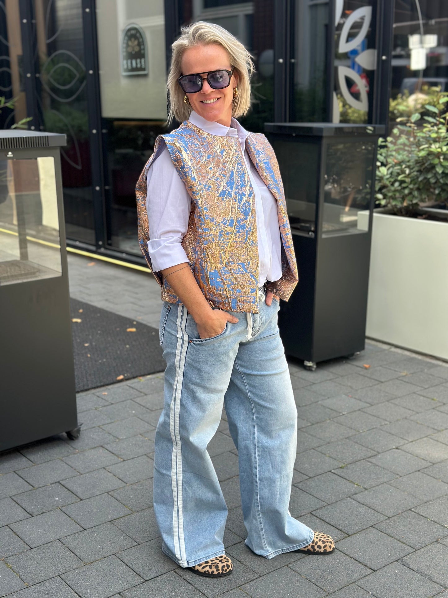 Basic blouse wit