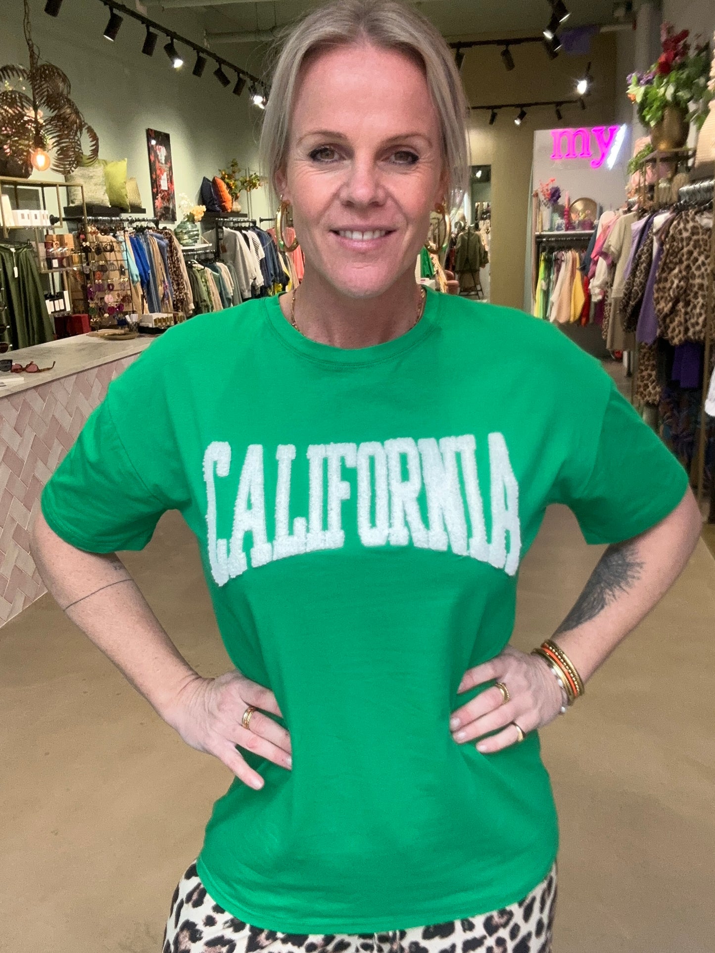 T-shirt California groen