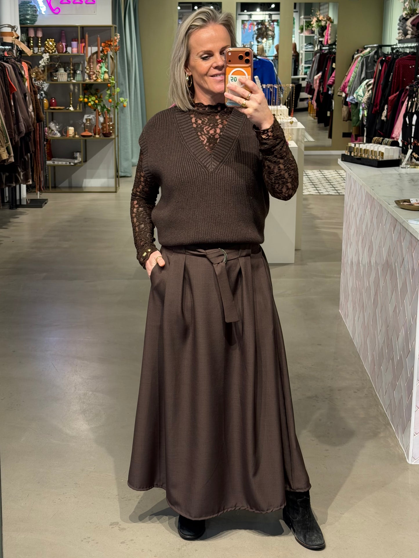 Oversized rib spencer donker bruin