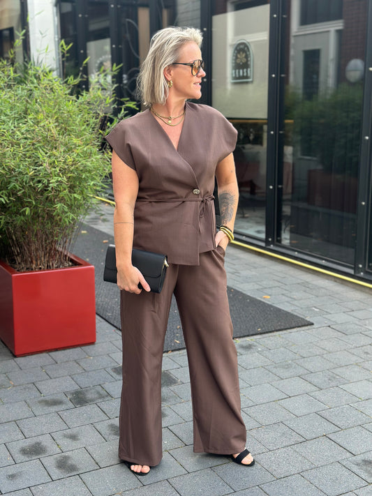 Tweedelige set broek en gilet Bruin
