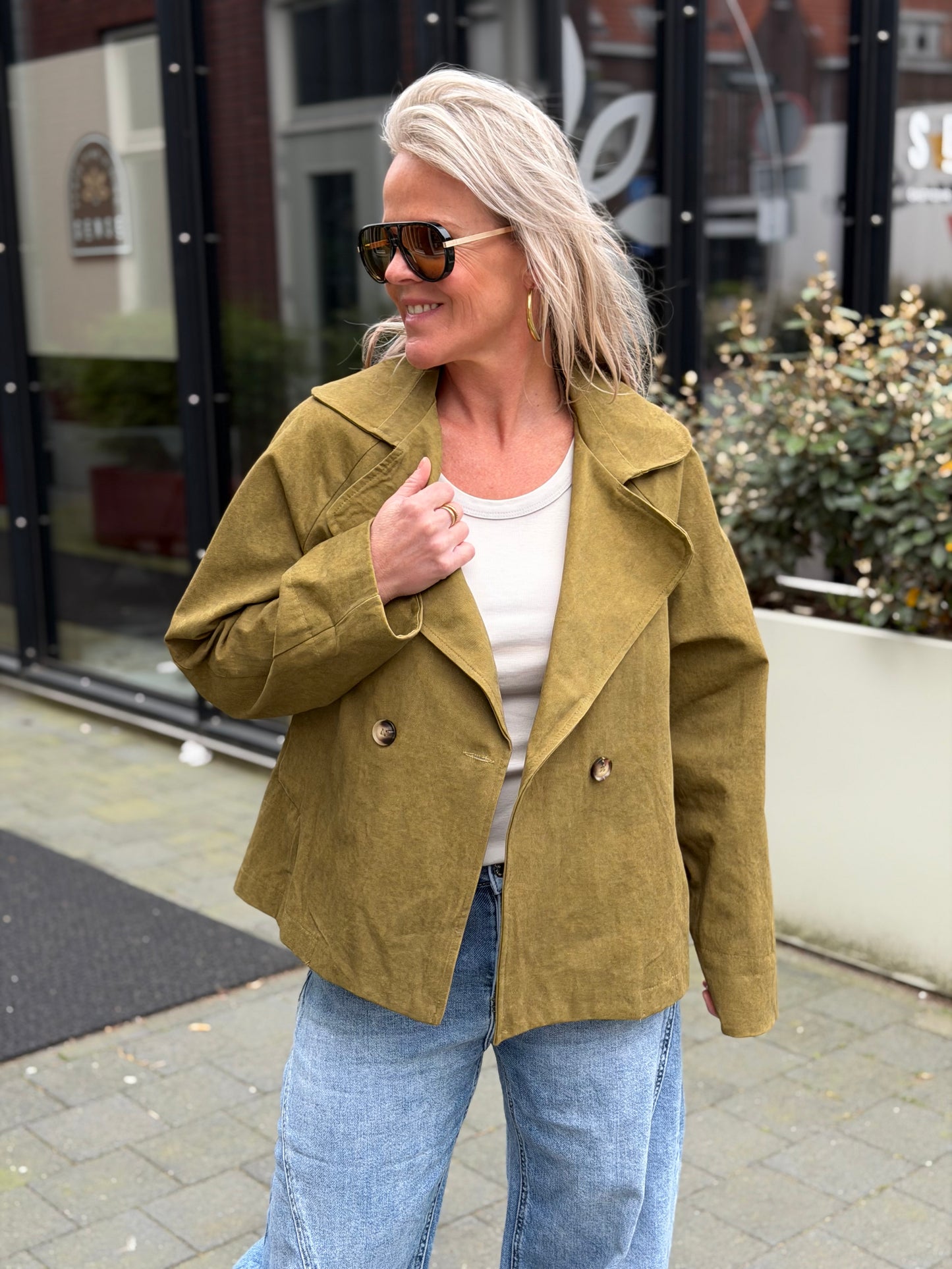 Korte trenchcoat groen