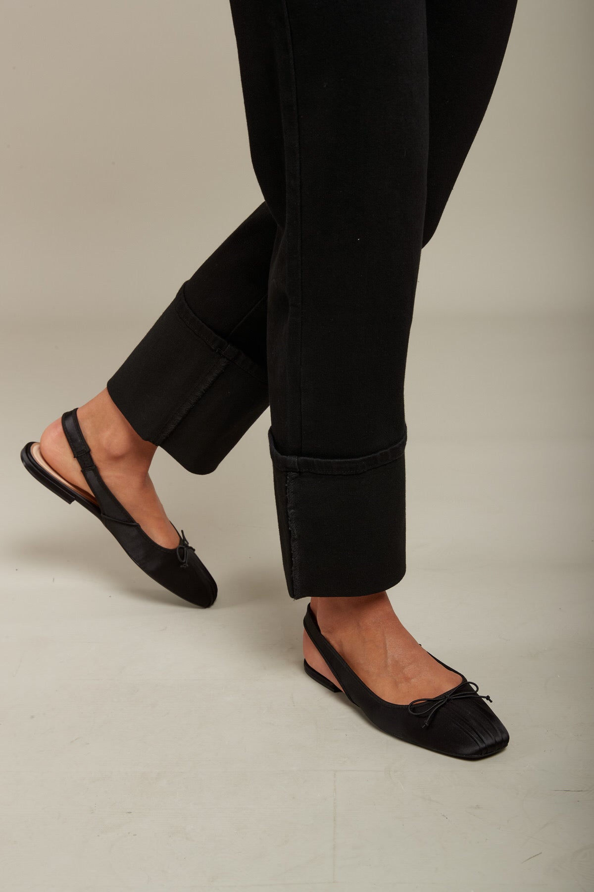 Toxik black jeans turn up