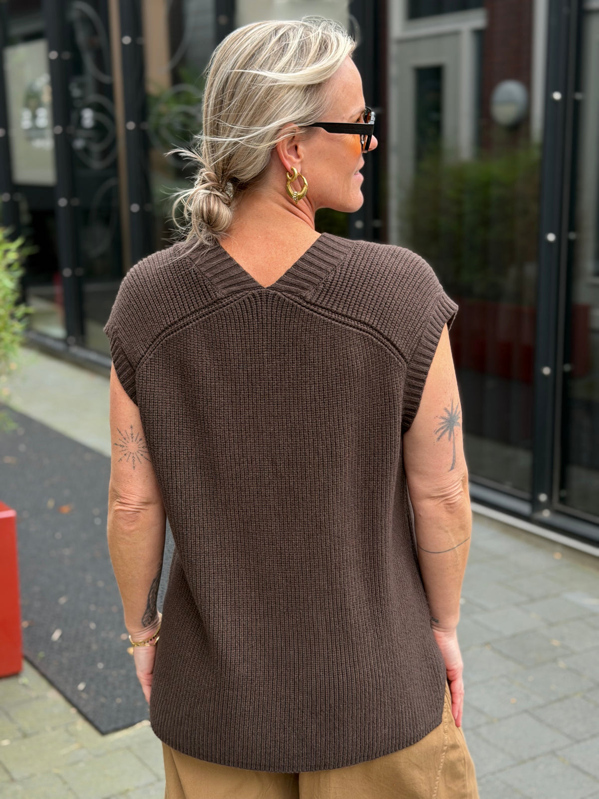 Oversized rib spencer donker bruin