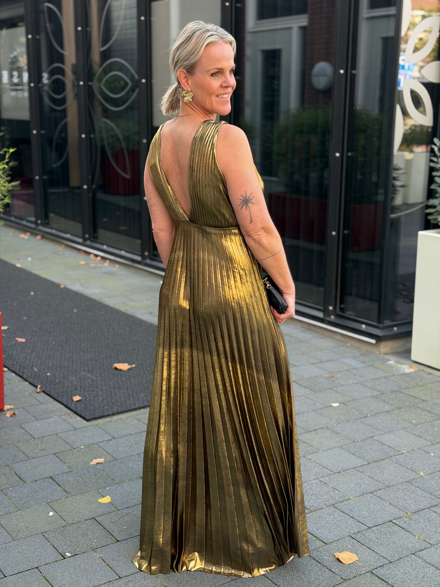 Glam plissé dress goud