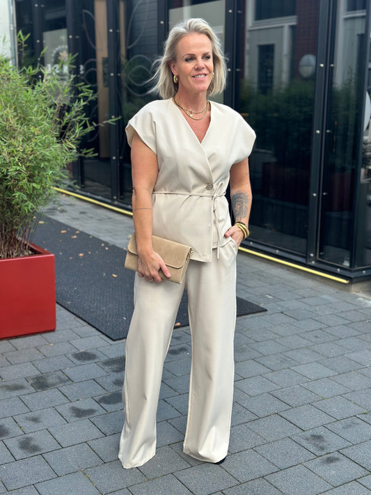 Tweedelige set broek en gilet beige