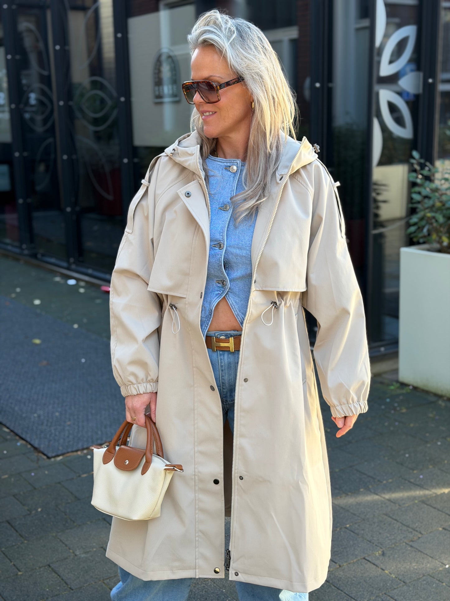 Lange trenchcoat beige