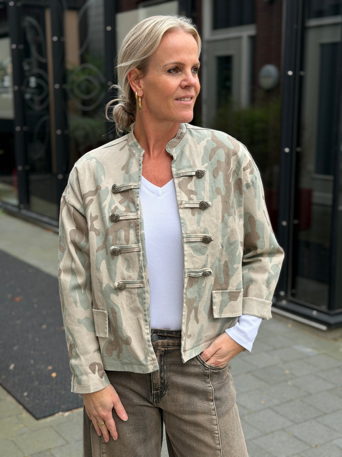 Camouflage militair jacket beige