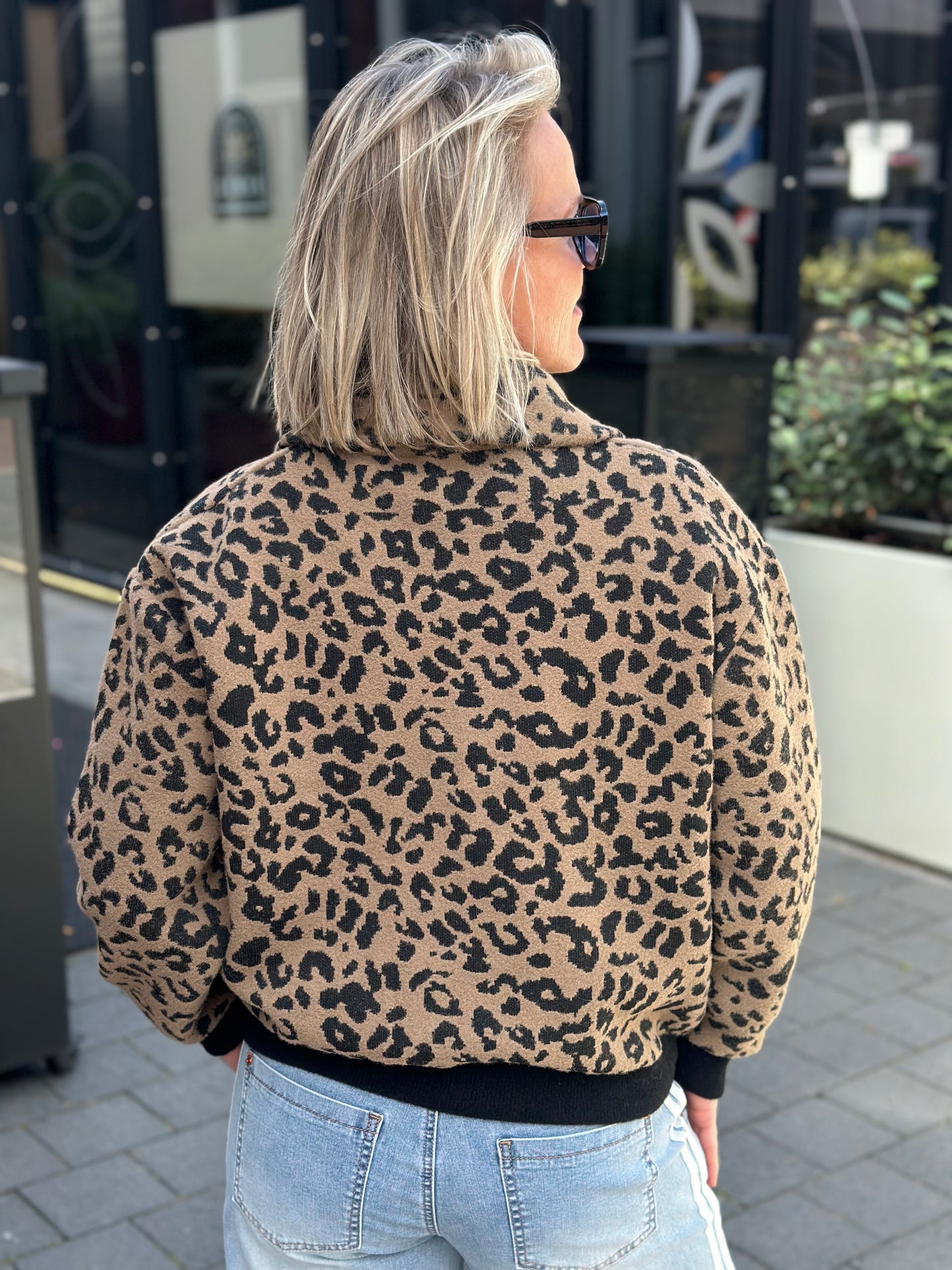 Leopard vest met jeans pockets