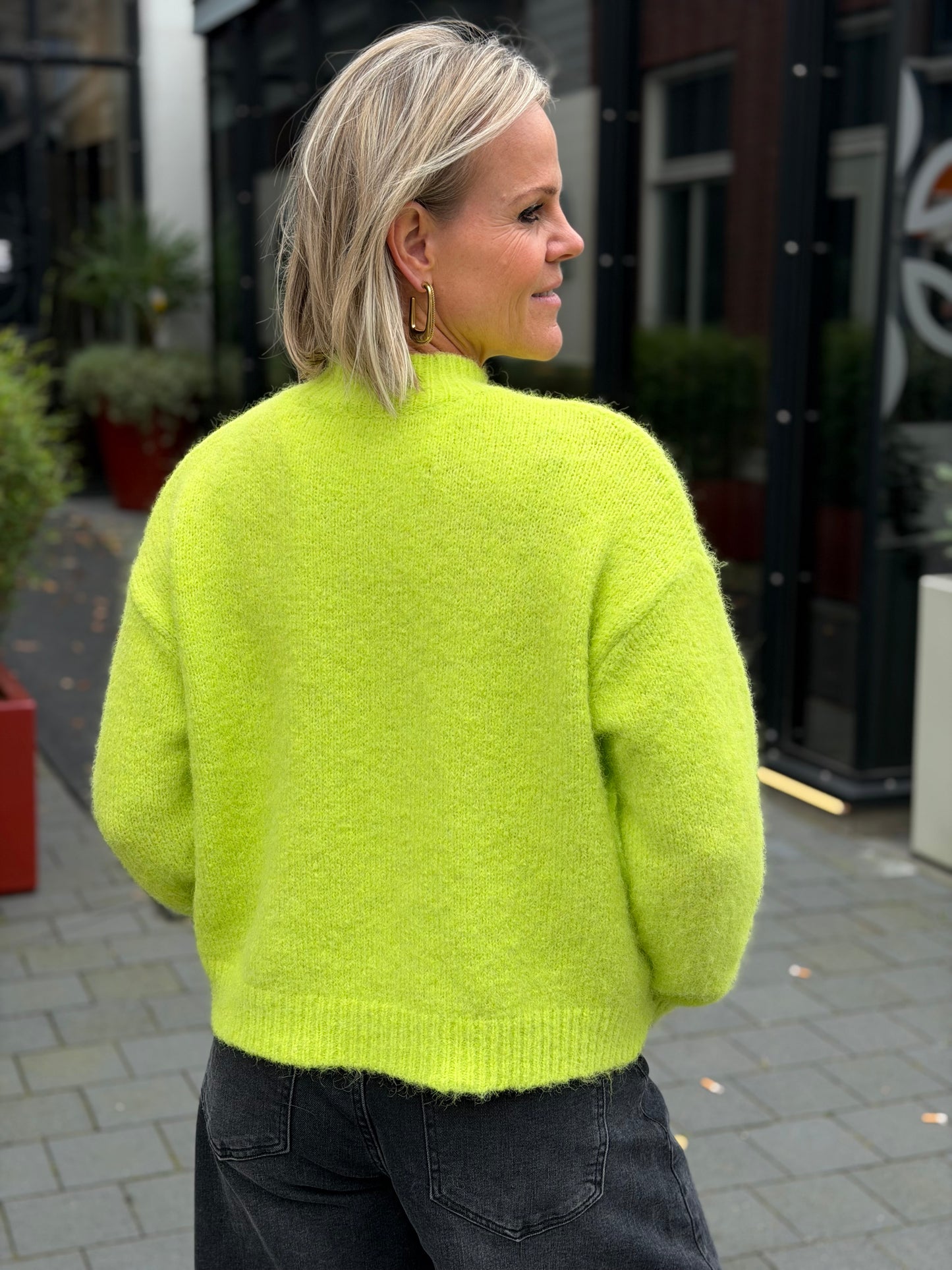 Neon groene trui Mya