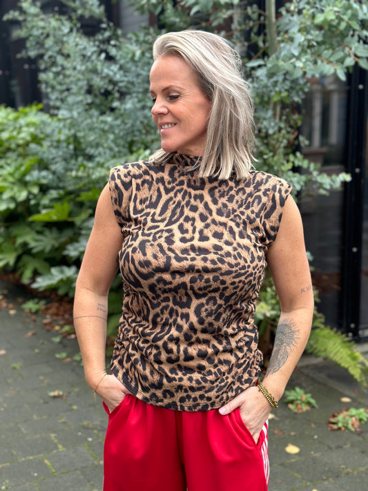 sleeveless turtleneck top Leopard