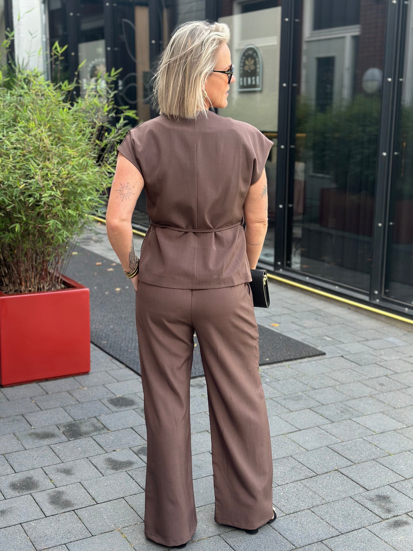 Tweedelige set broek en gilet Bruin