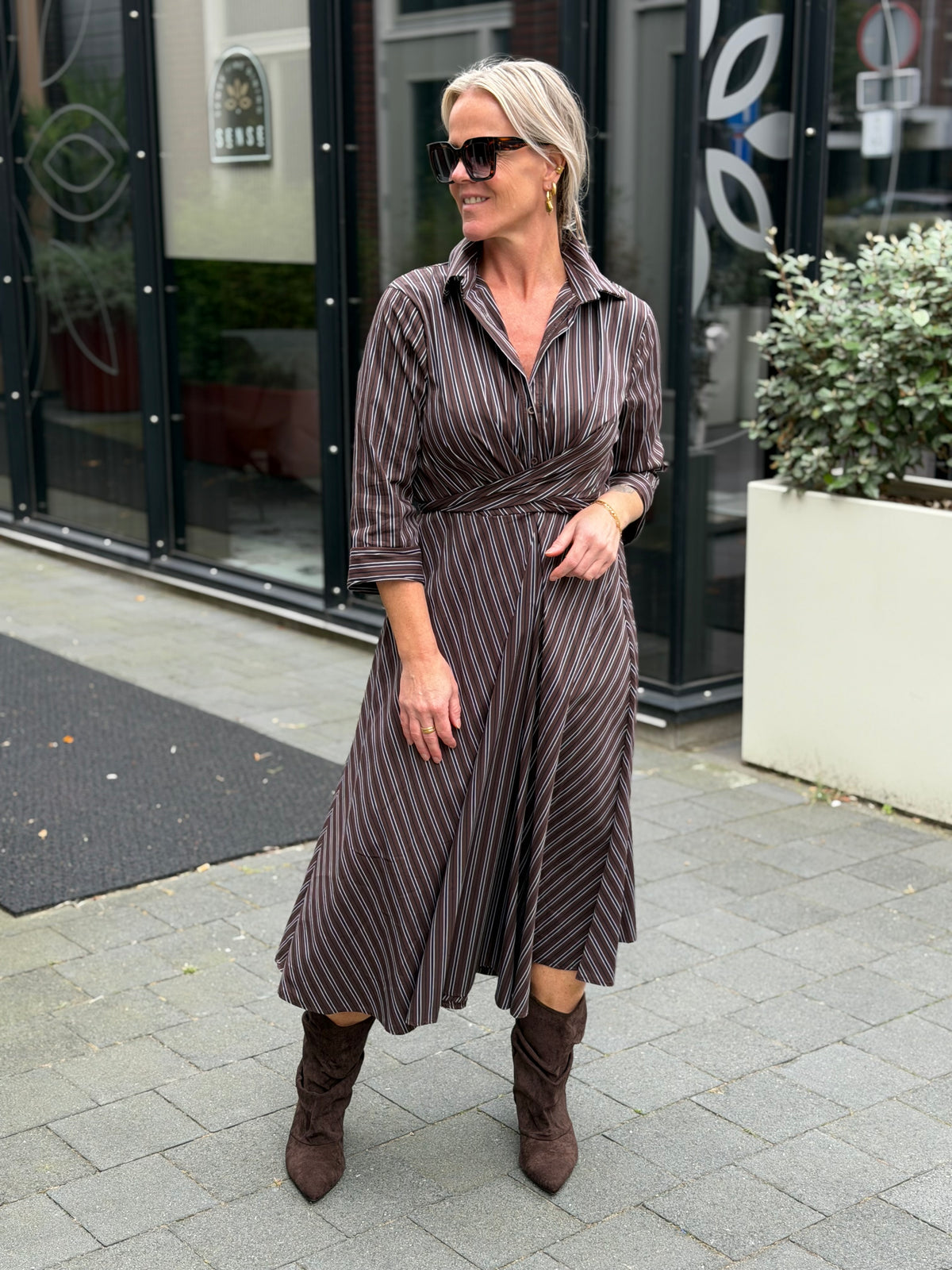 Wikkel jurk Stripe bruin cotton