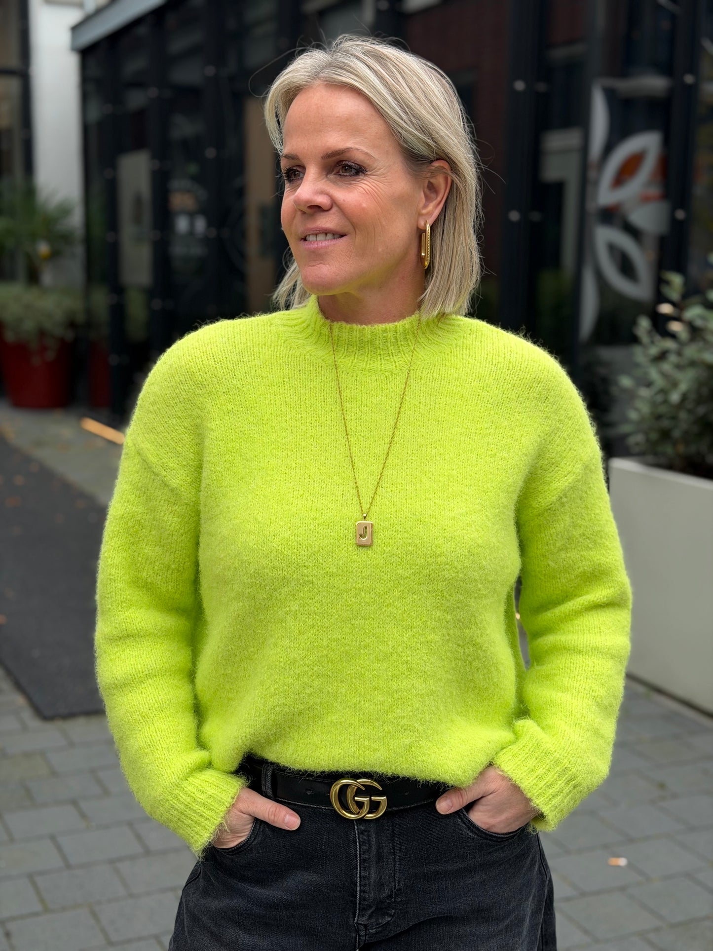 Neon groene trui Mya