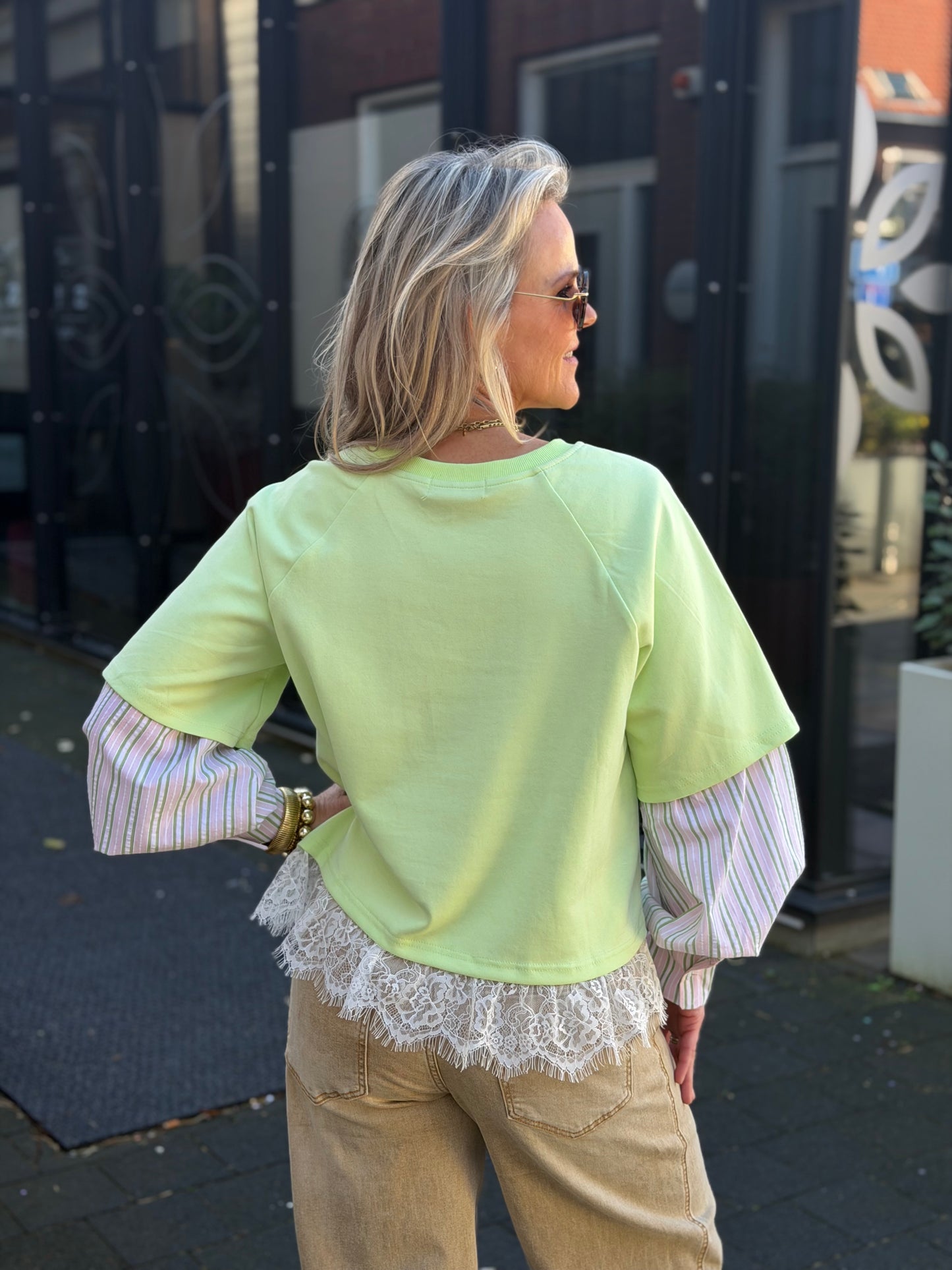 Blouse sweater lime