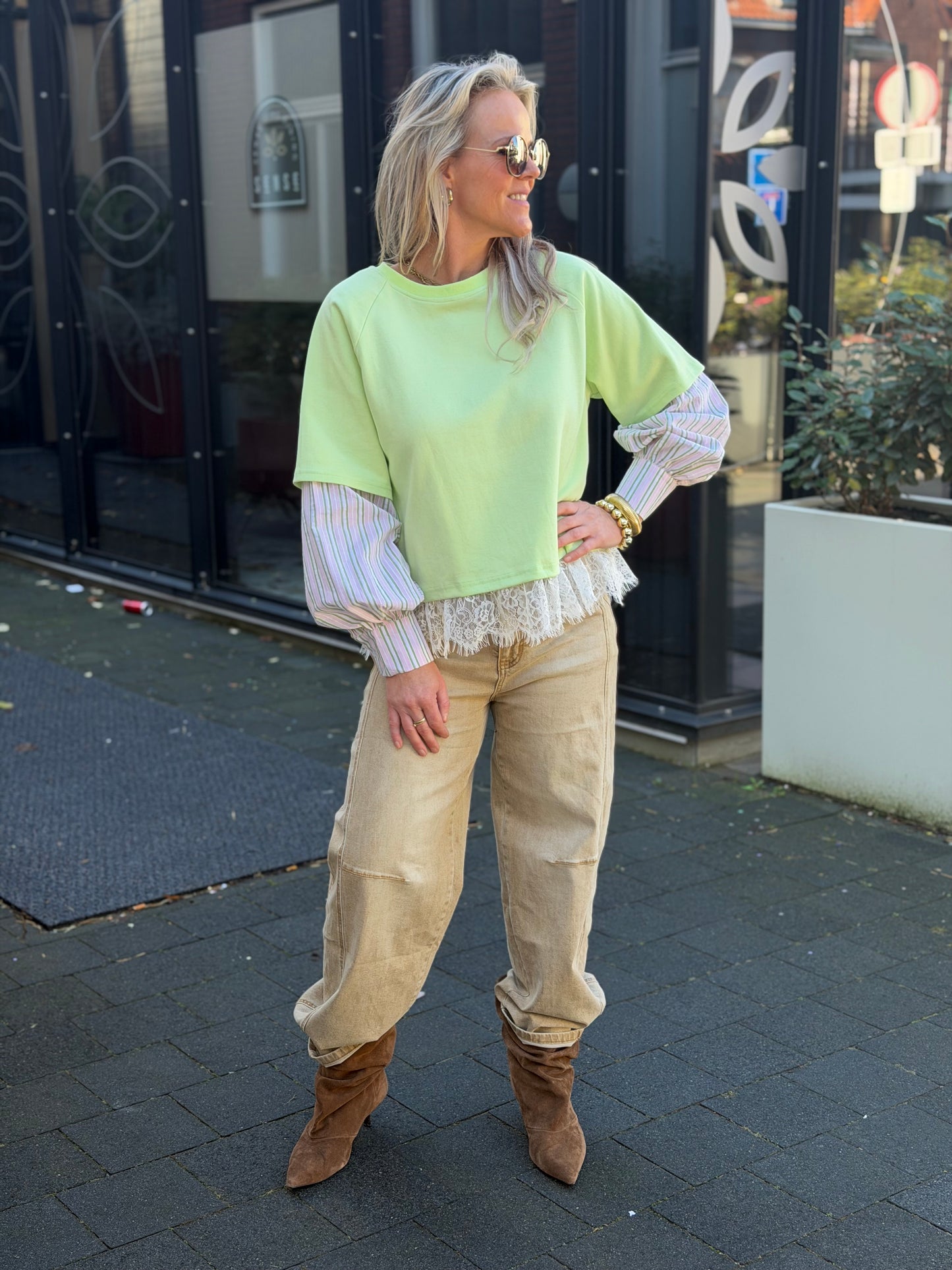 Blouse sweater lime