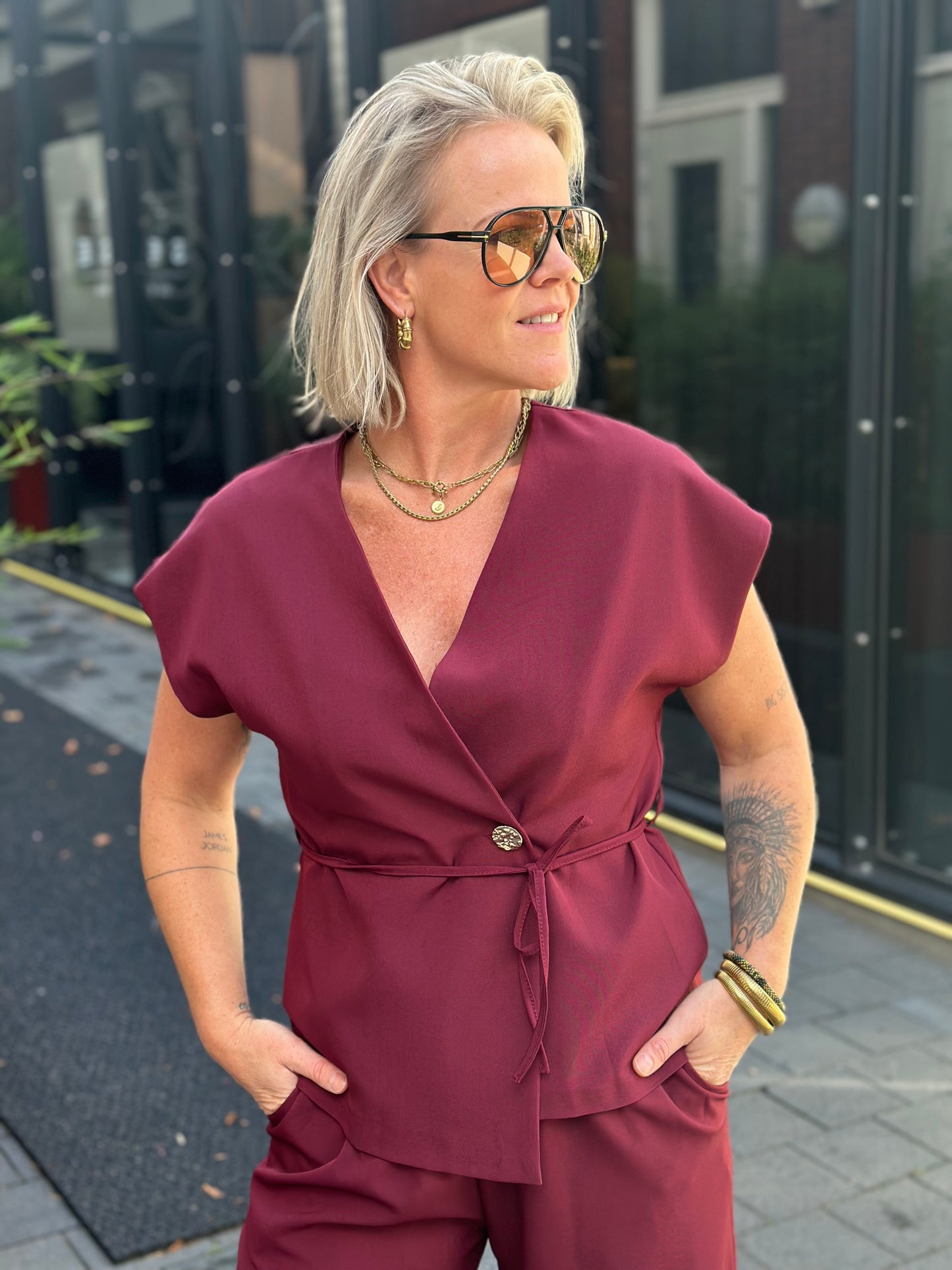 Tweedelige set broek en gilet Bordeaux