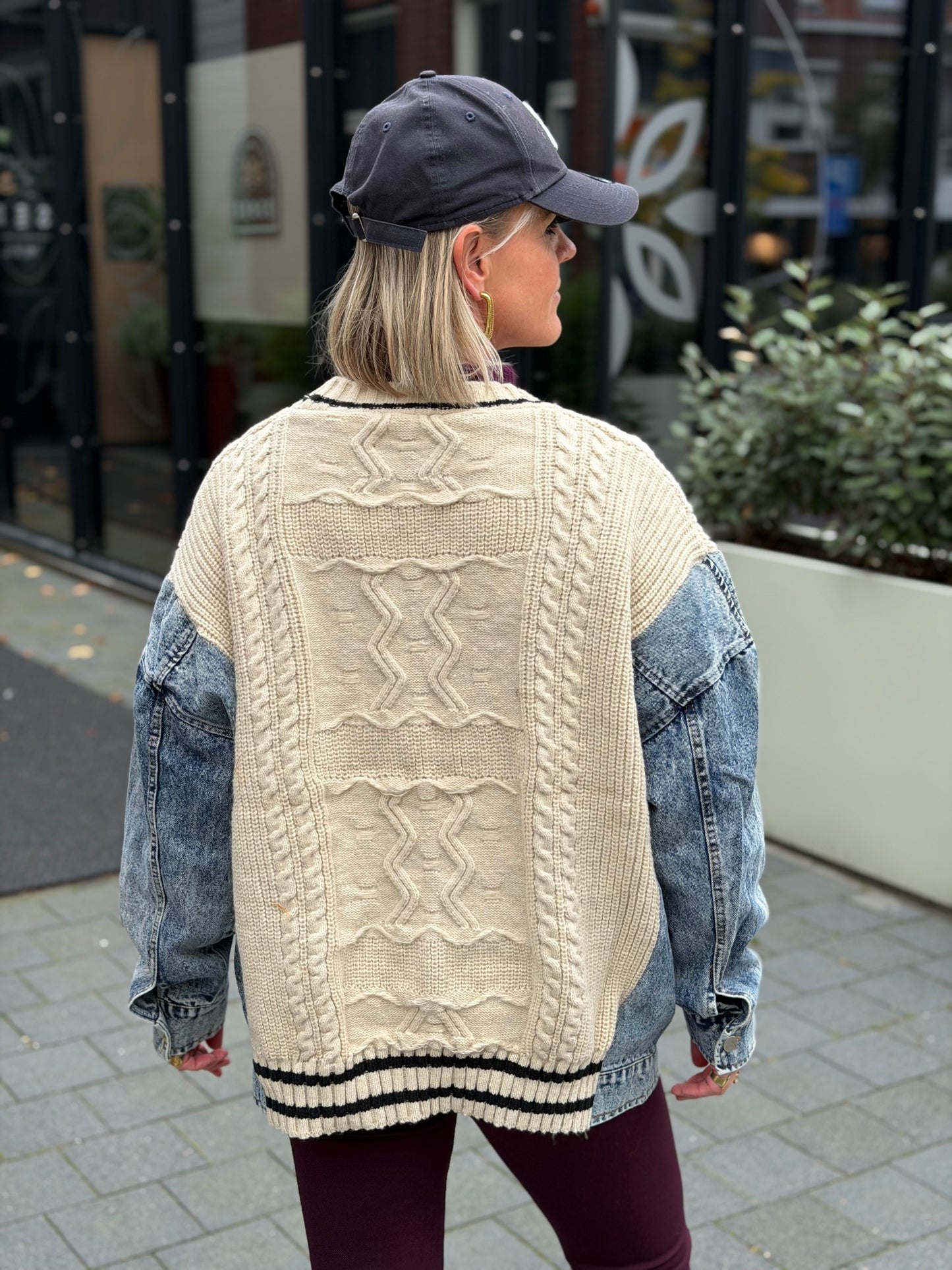 Oversized knitted cardigan denim sleeve