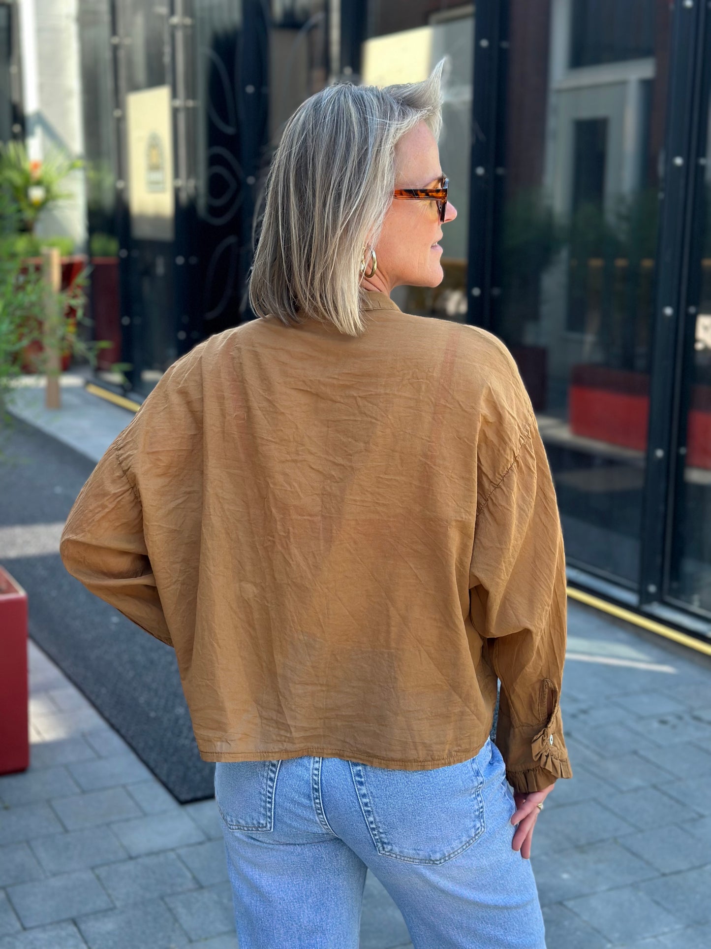 Ruffle blouse bruin