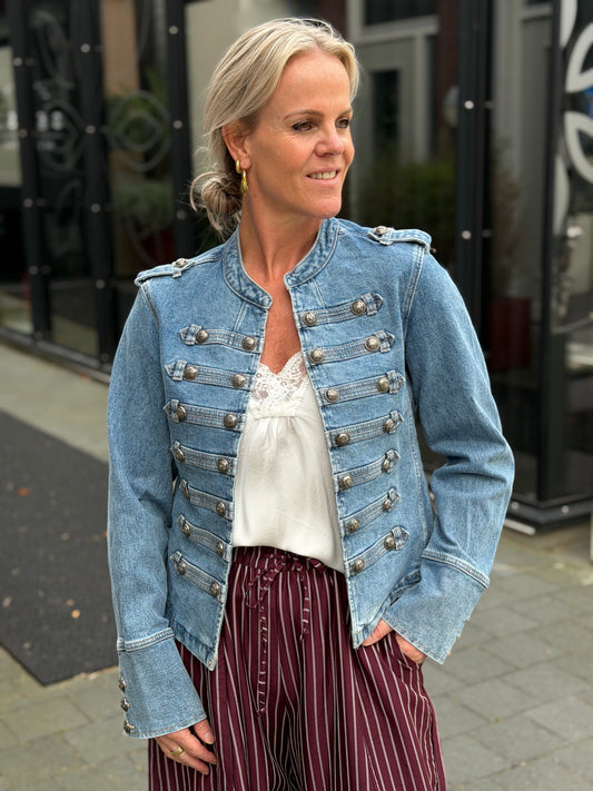 militair denim jacket
