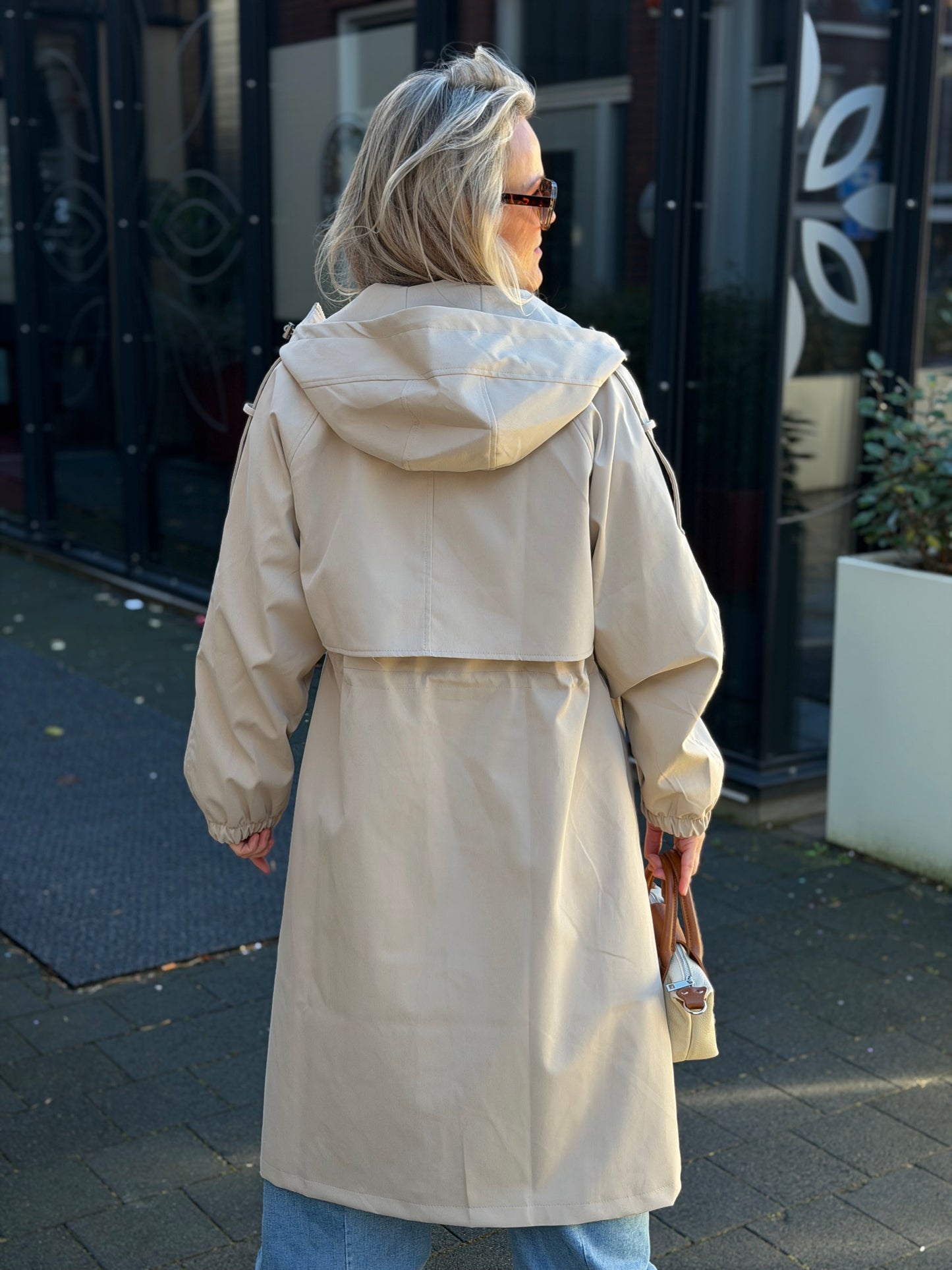 Lange trenchcoat beige