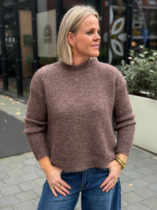 Bruin melee trui Mya