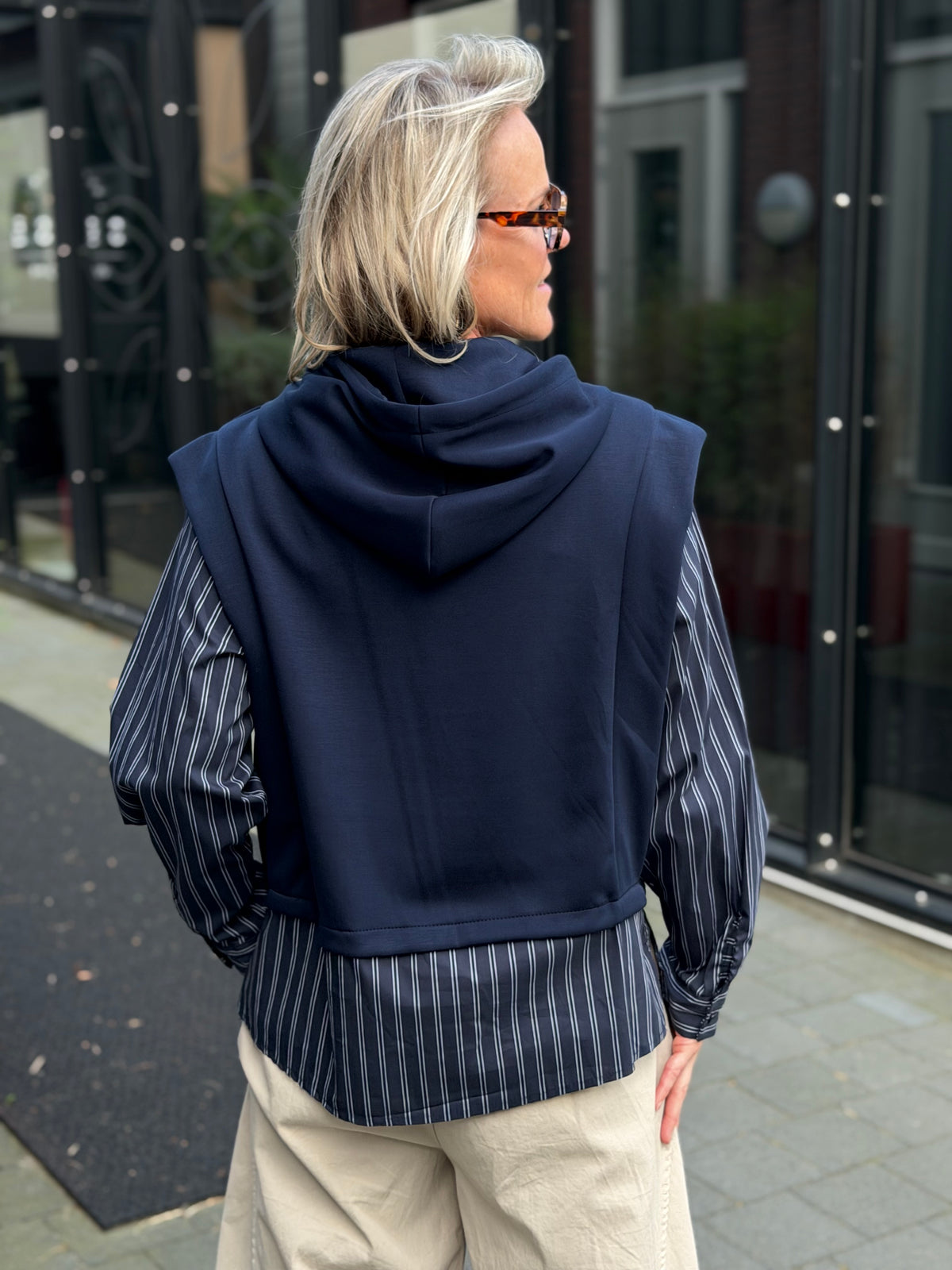 Hoodie sweater with blouse Navy