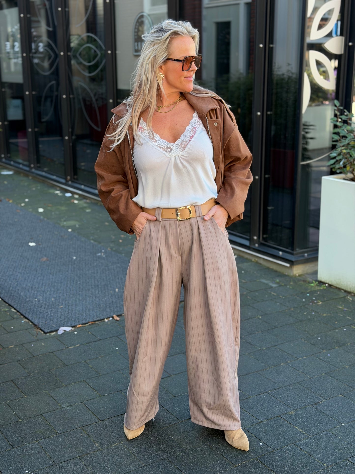 Barrel pantalon stripe taupe