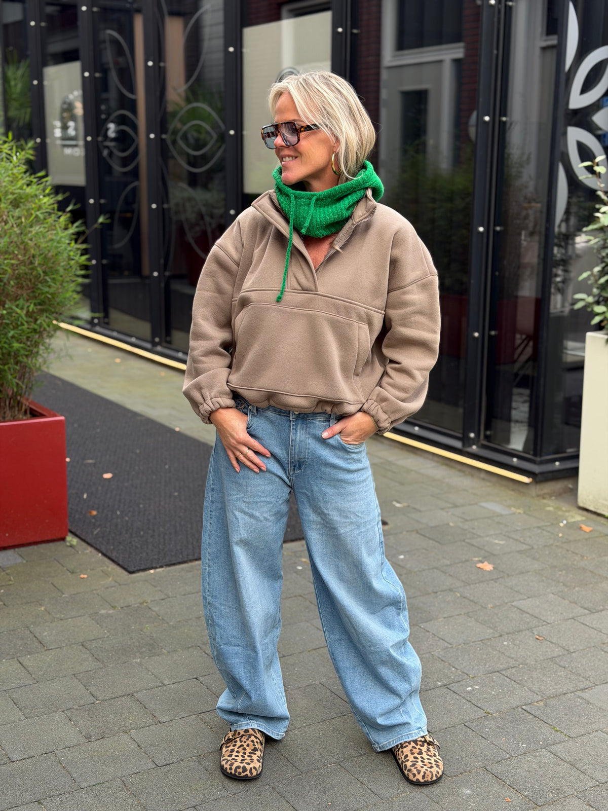 Zipper sweater taupe