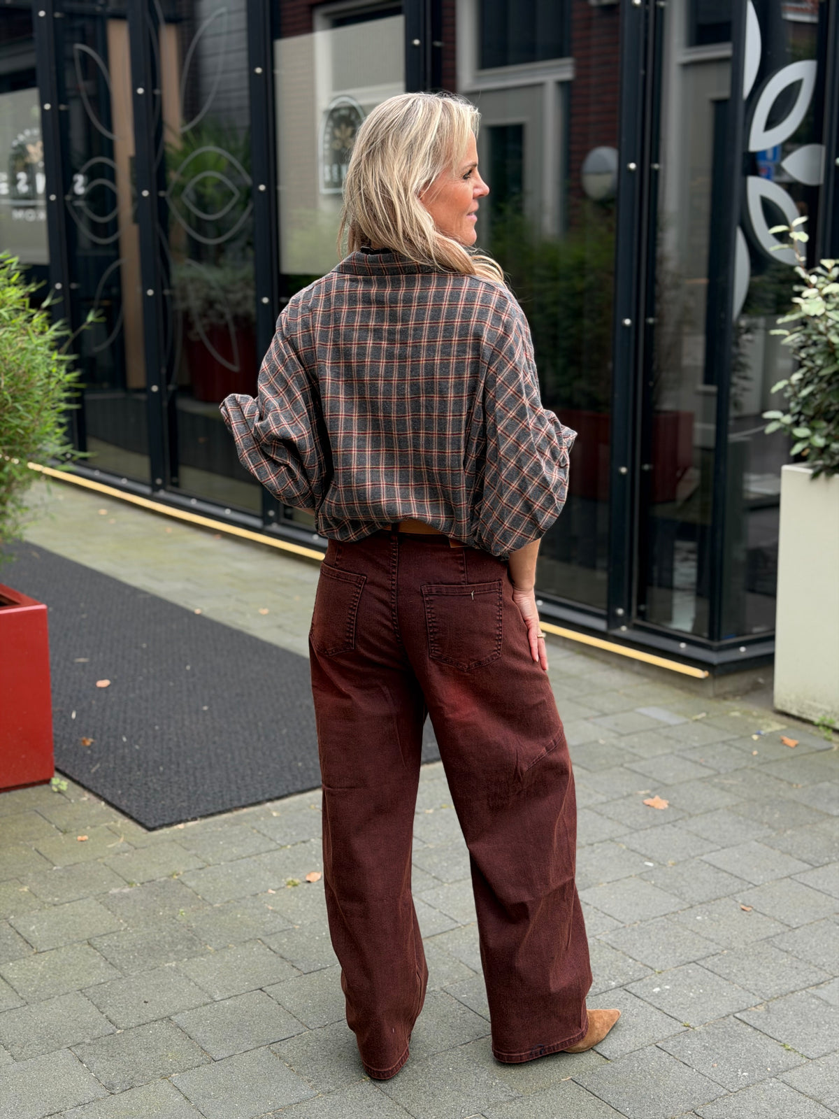 Coloured Barrel Jeans brownish